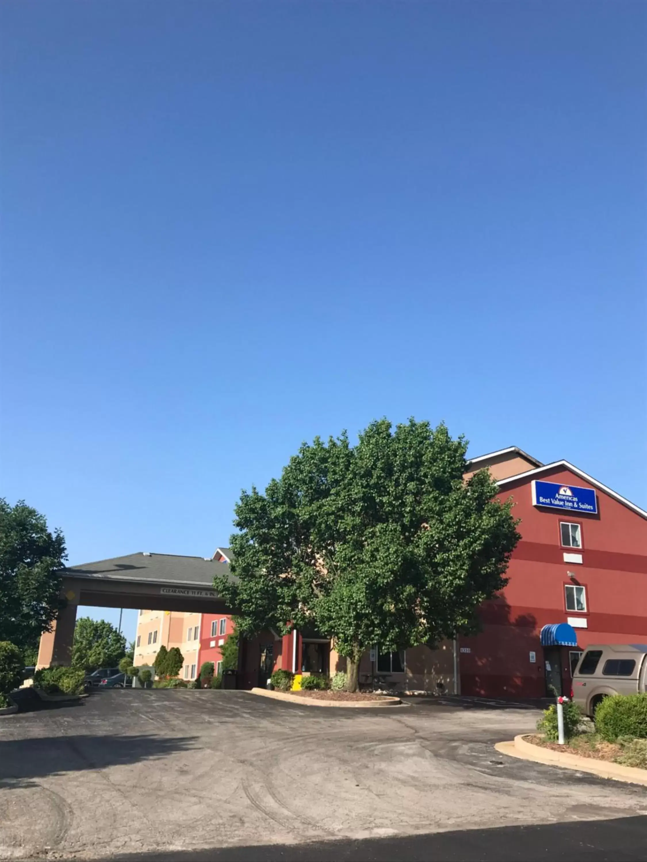 Property building in Americas Best Value Inn and Suites Saint Charles