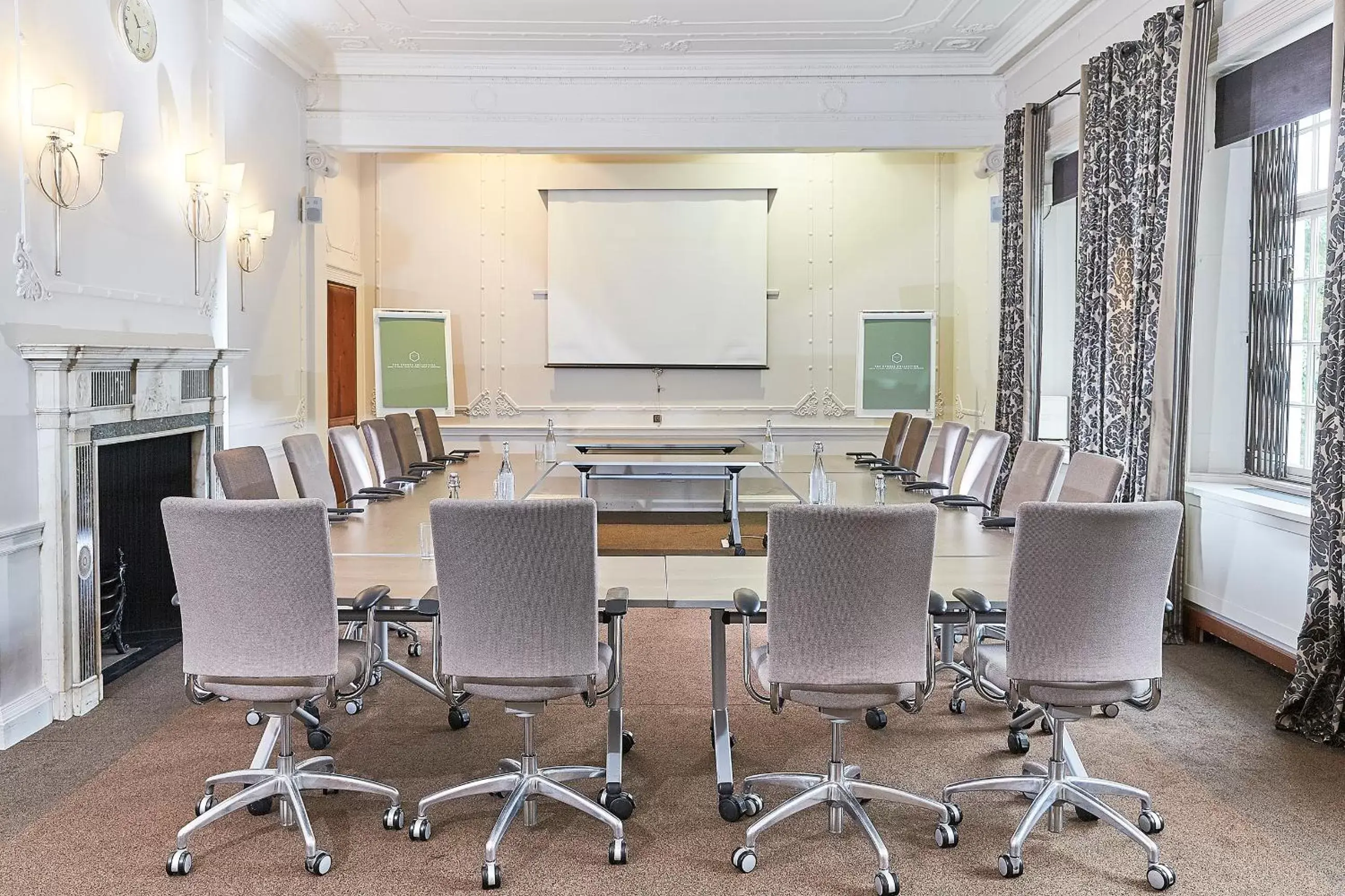 Meeting/conference room in Milton Hill House