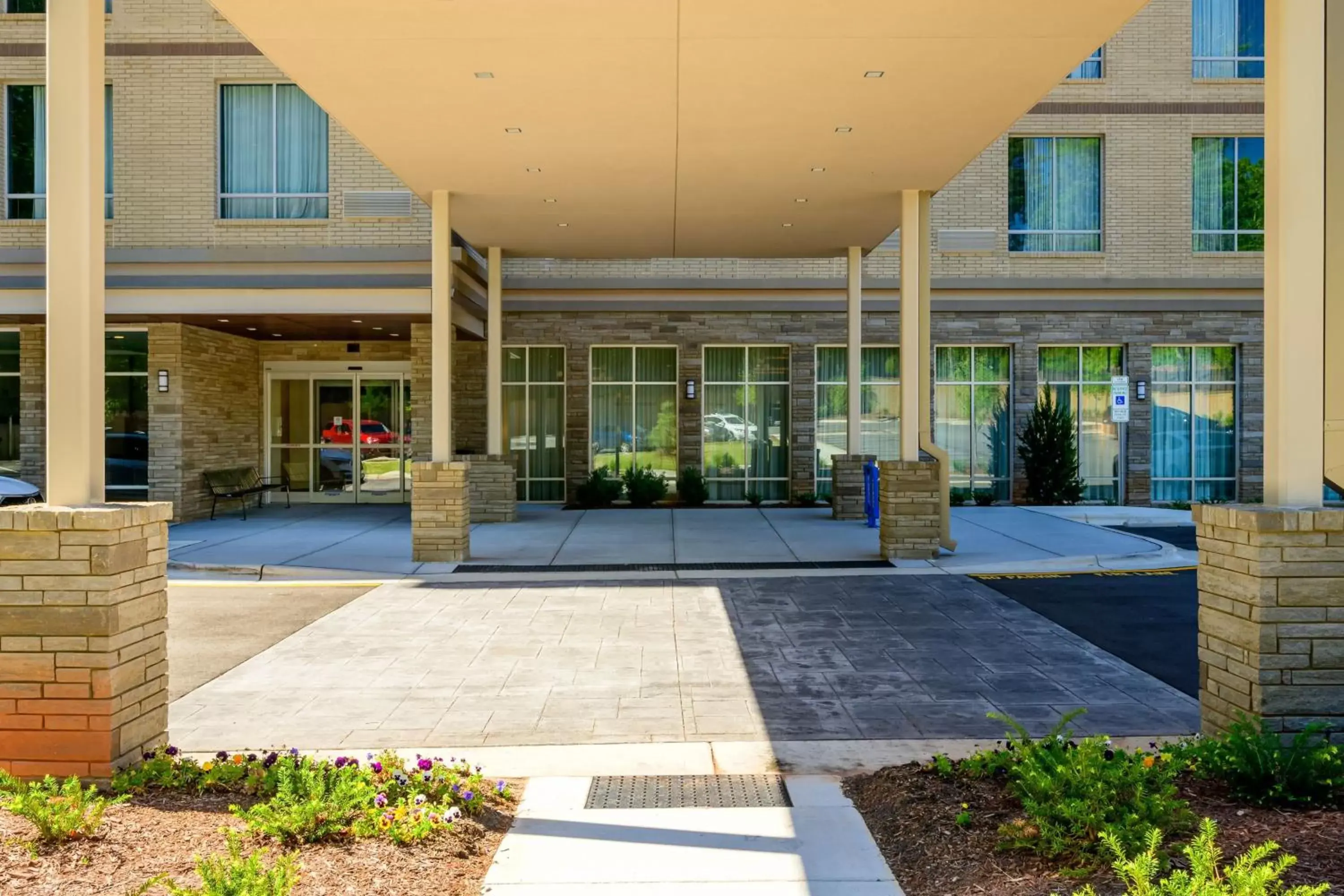 Property building in Courtyard by Marriott Raleigh Cary Crossroads