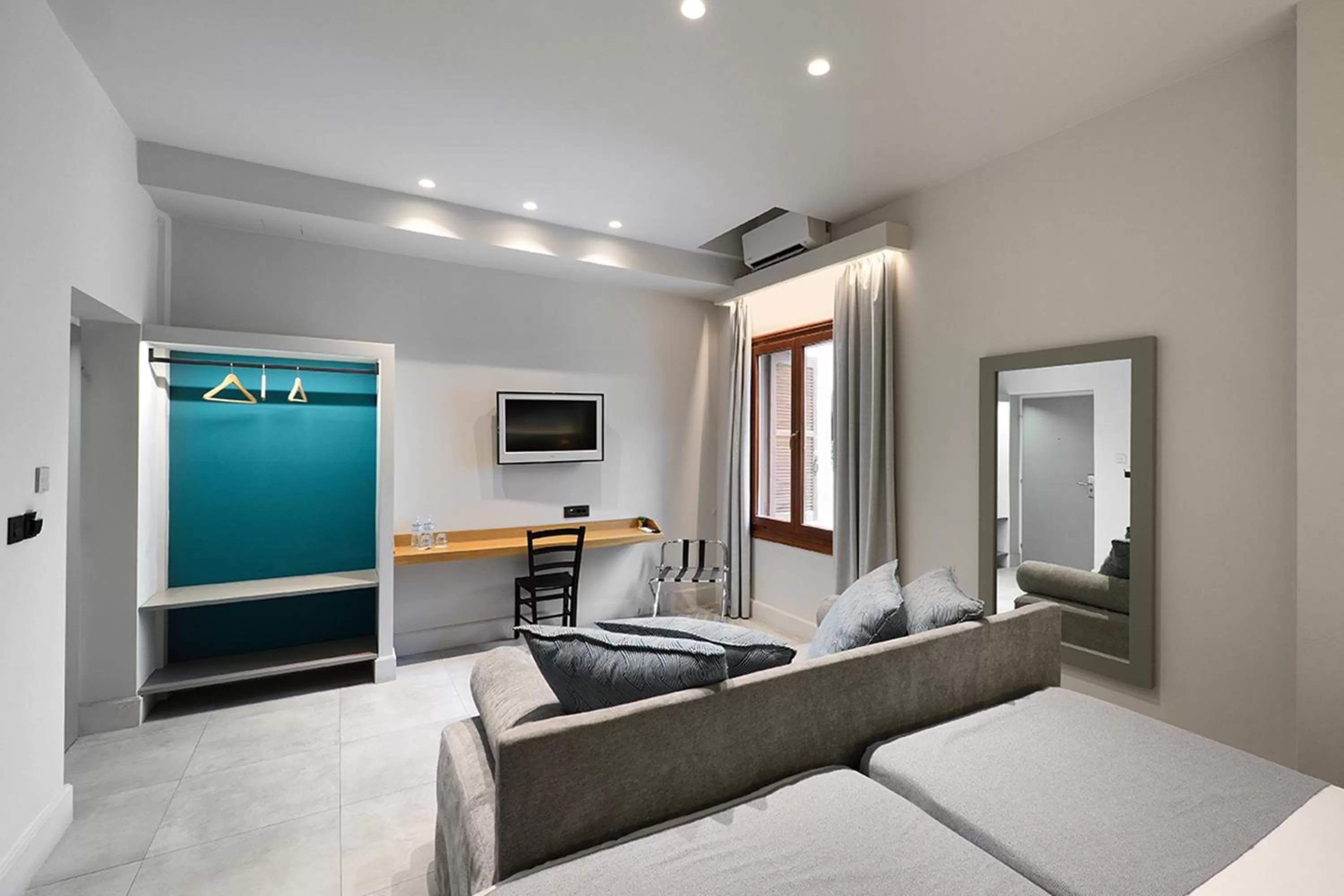 Bed in Le Palace Hotel