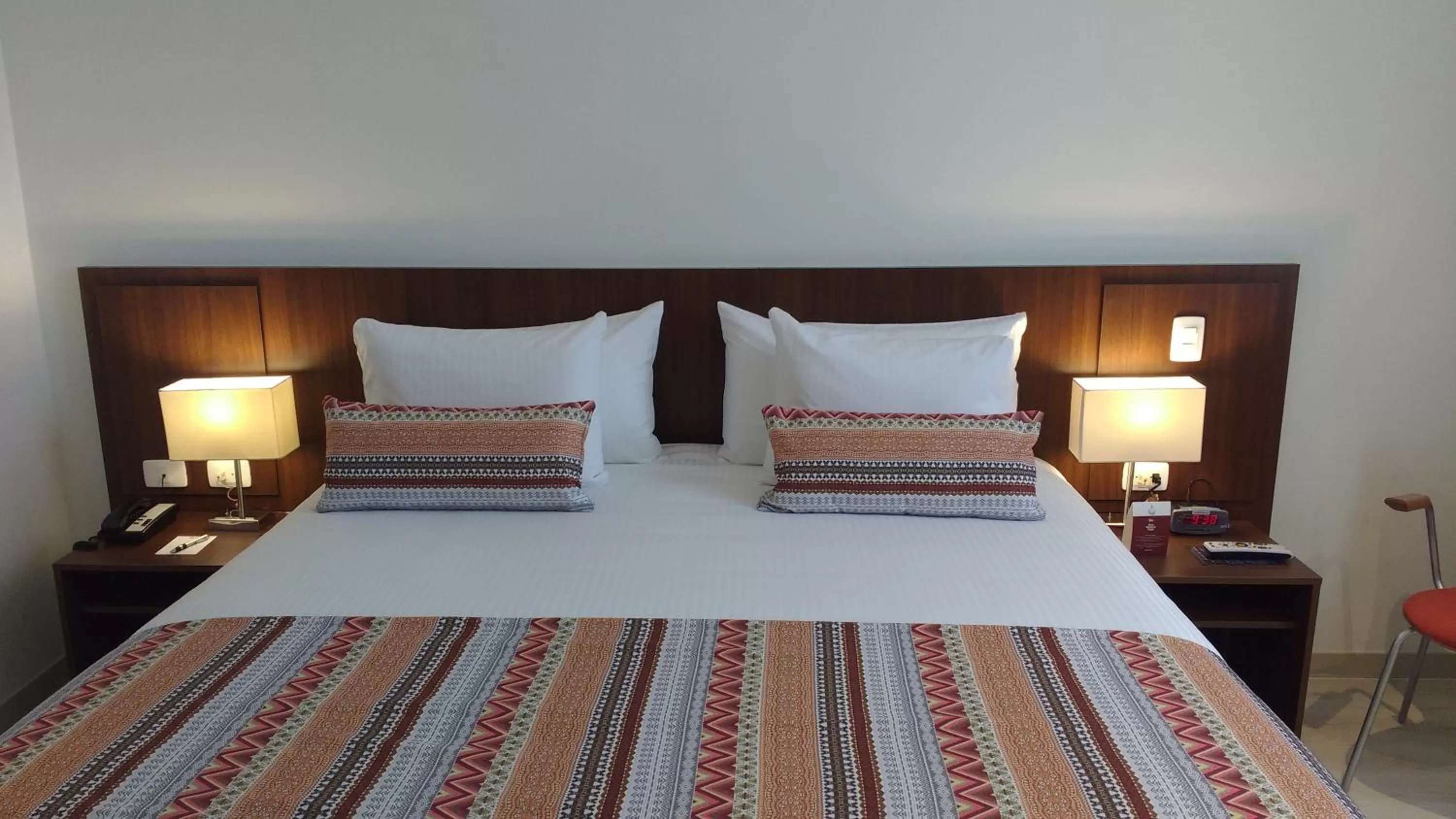Bed in Best Western Plus Santa Marta Hotel