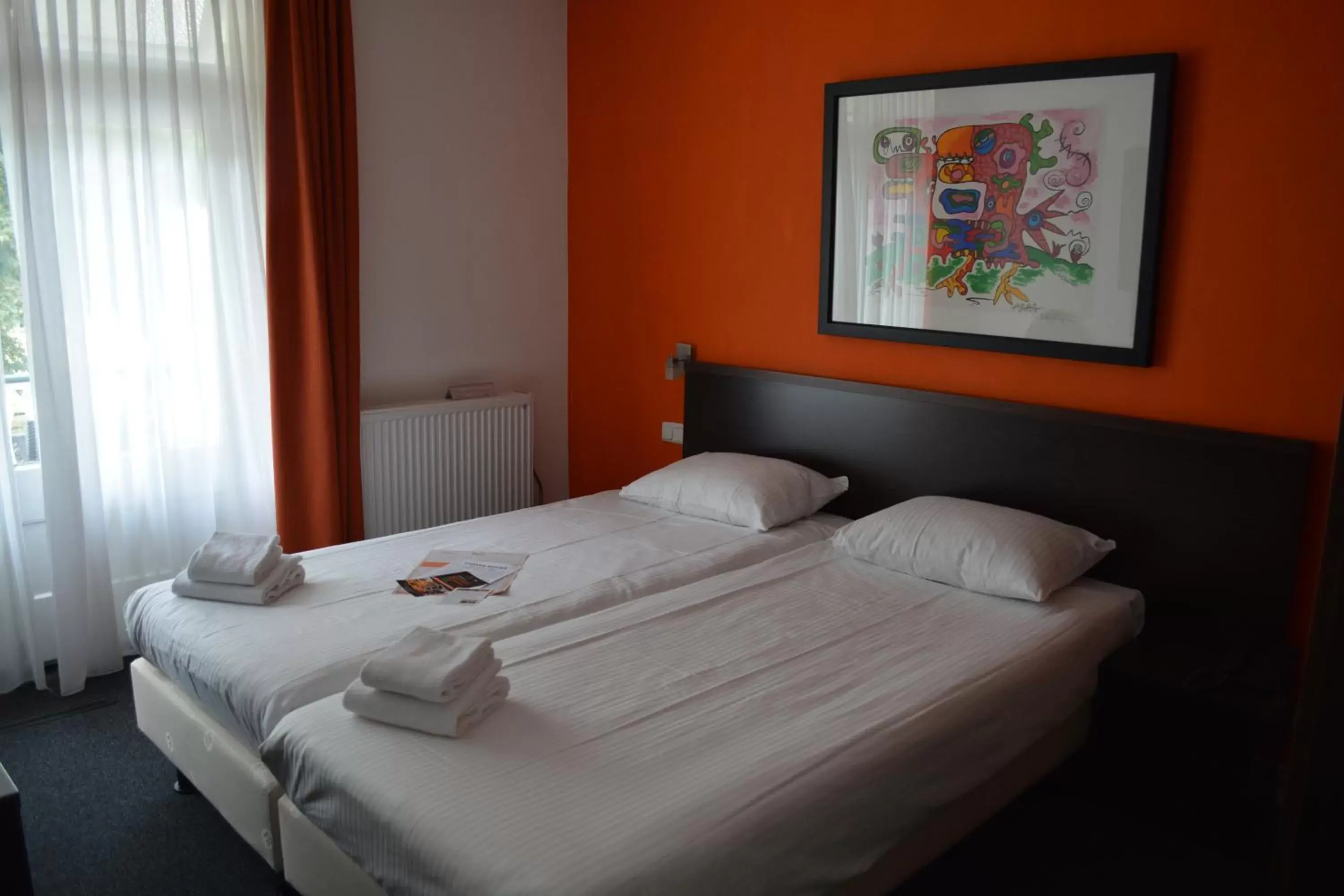 Bedroom, Bed in Hotel Oranjeoord