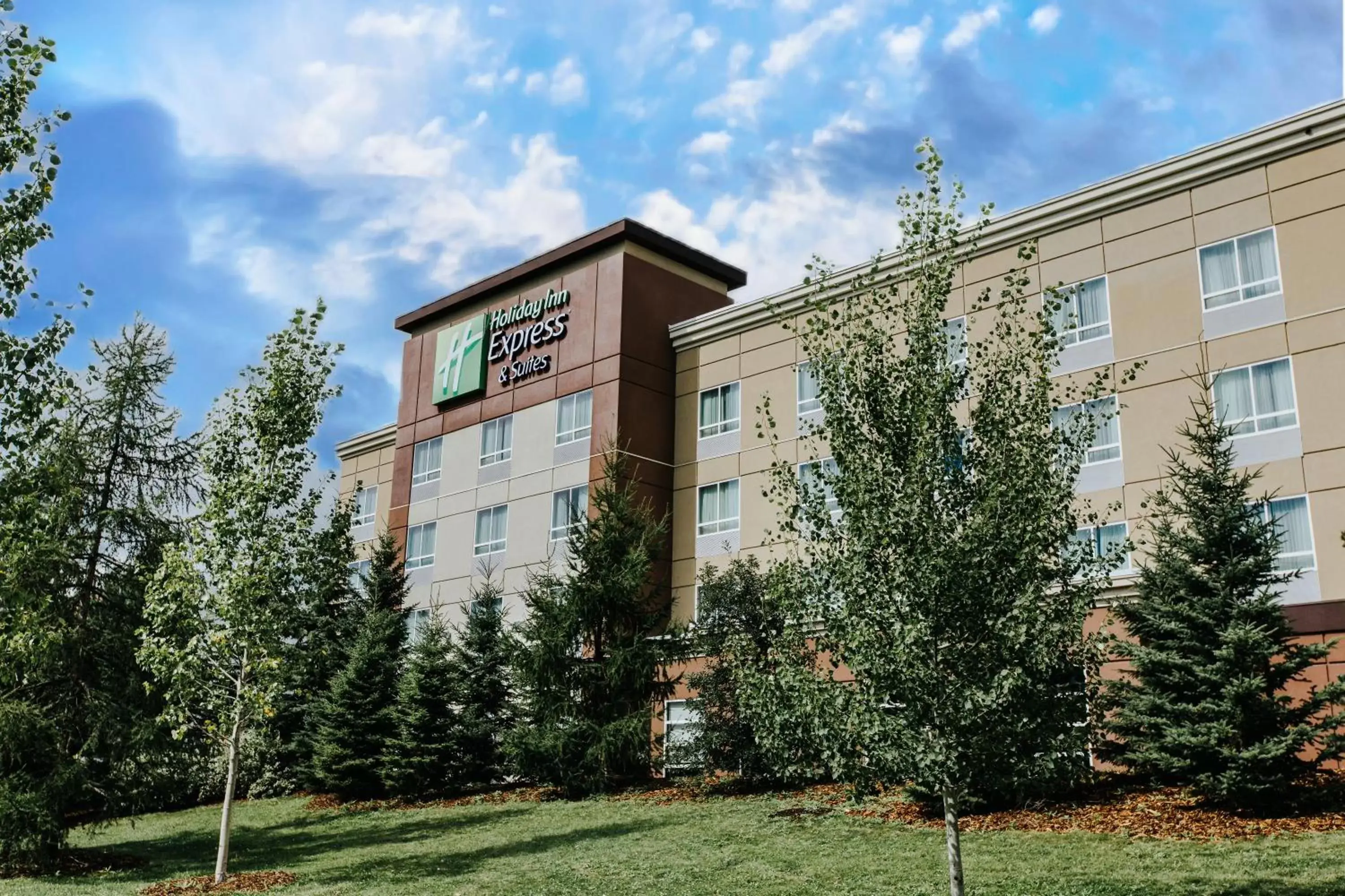 Property Building in Holiday Inn Express & Suites Spruce Grove - Stony Plain, an IHG Hotel