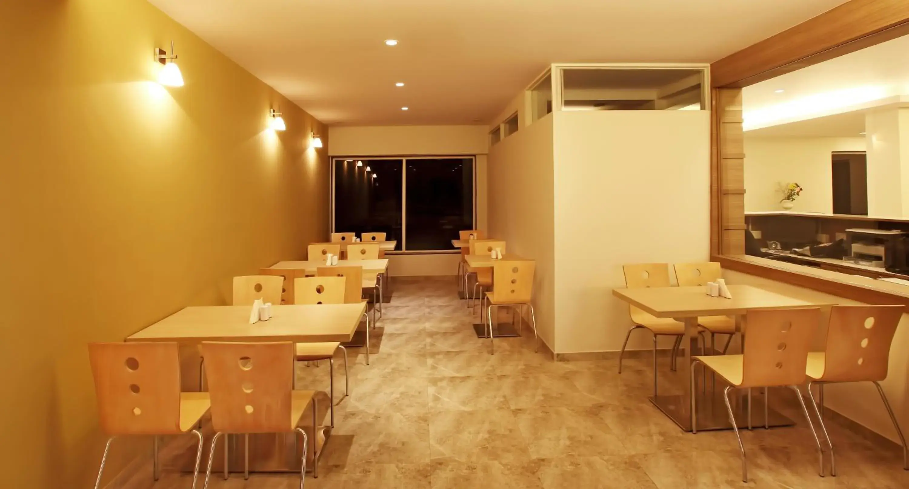 Restaurant/places to eat in The Hawaii Comforts Panjim Donapaula Restaurant/places to eat in The Hawaii Comforts Panjim Donapaula