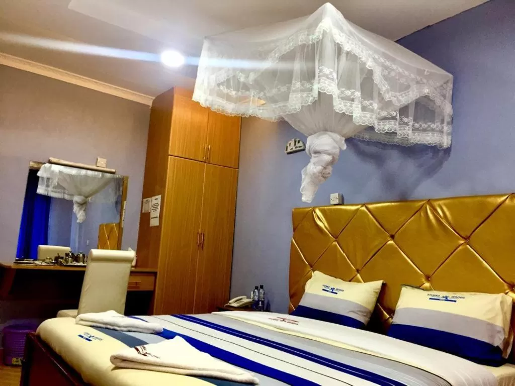 Bed in Vienna Woods Hotel Nakuru