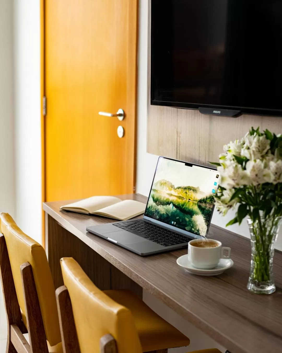 TV and multimedia in Oásis Cabo Frio Hotel