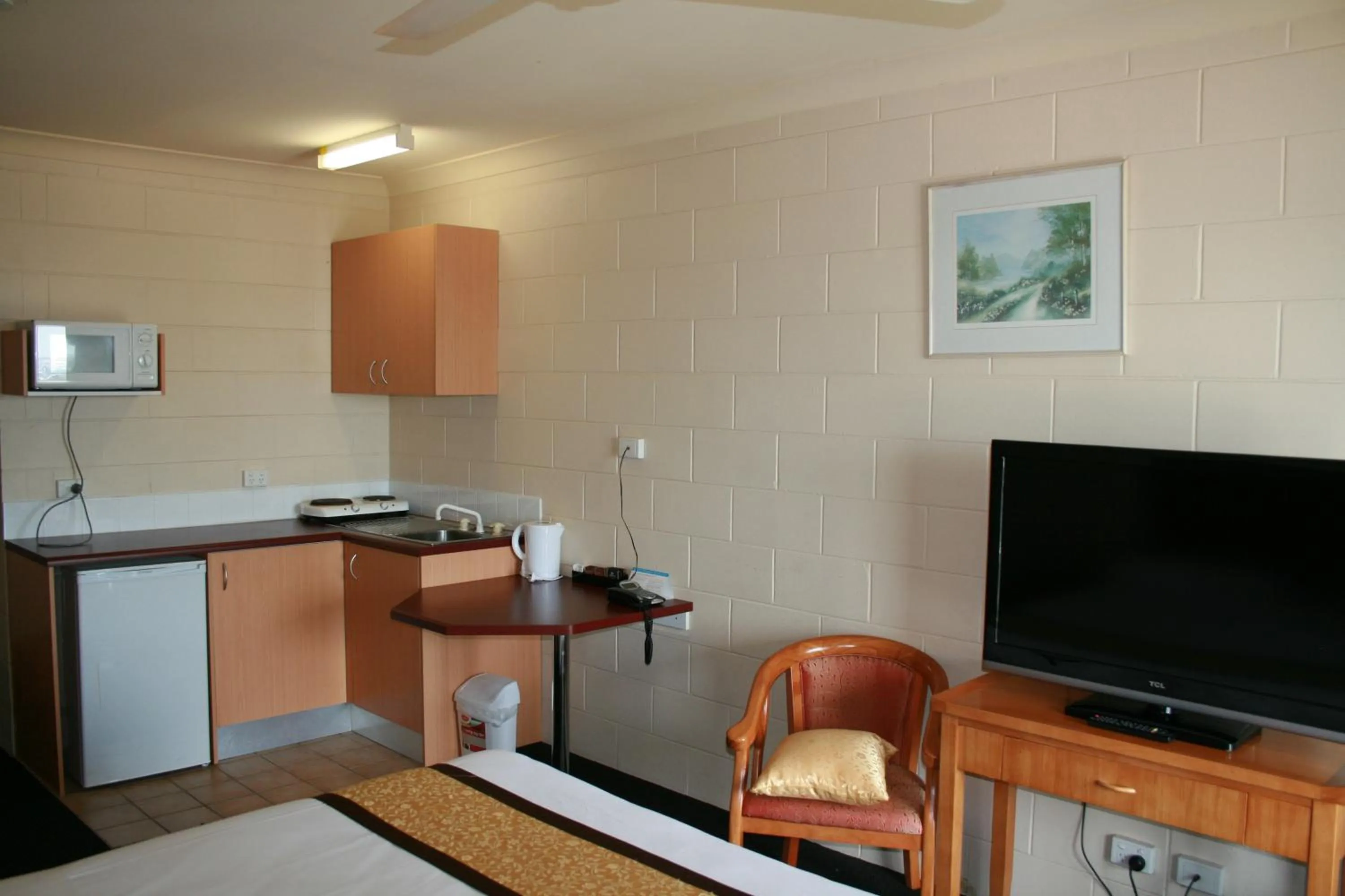 Bed in Luma Luma Holiday Apartments