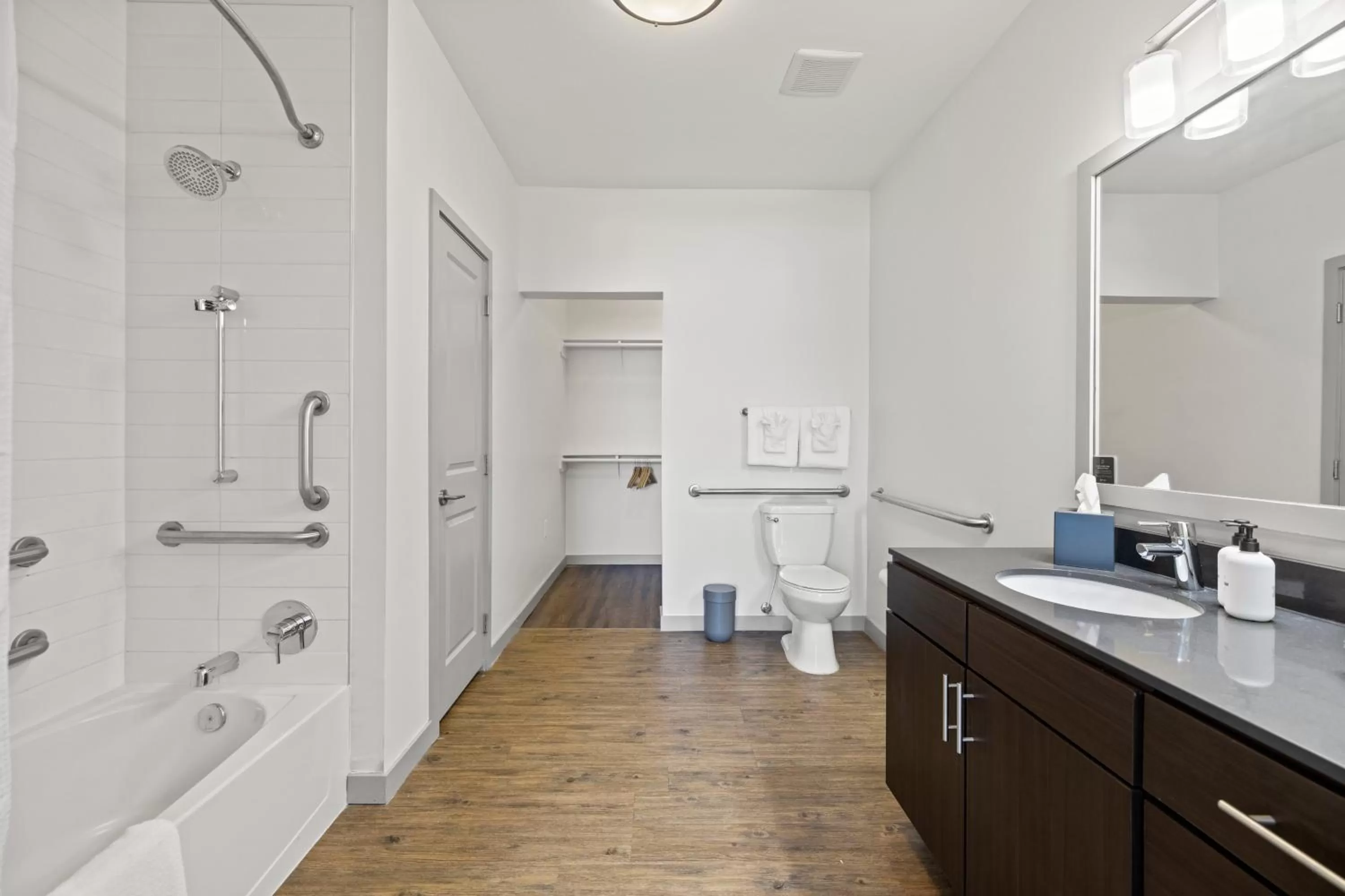 Toilet in Placemakr Music Row - Vanderbilt