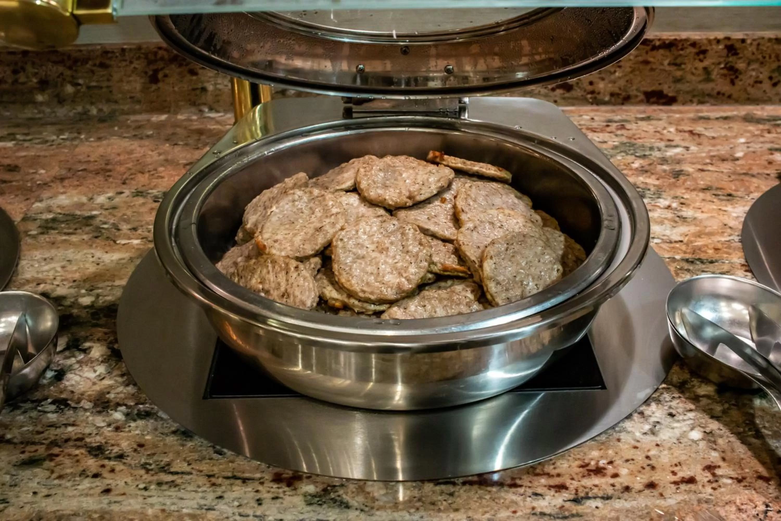 Restaurant/places to eat in Staybridge Suites Silicon Valley - Milpitas by IHG