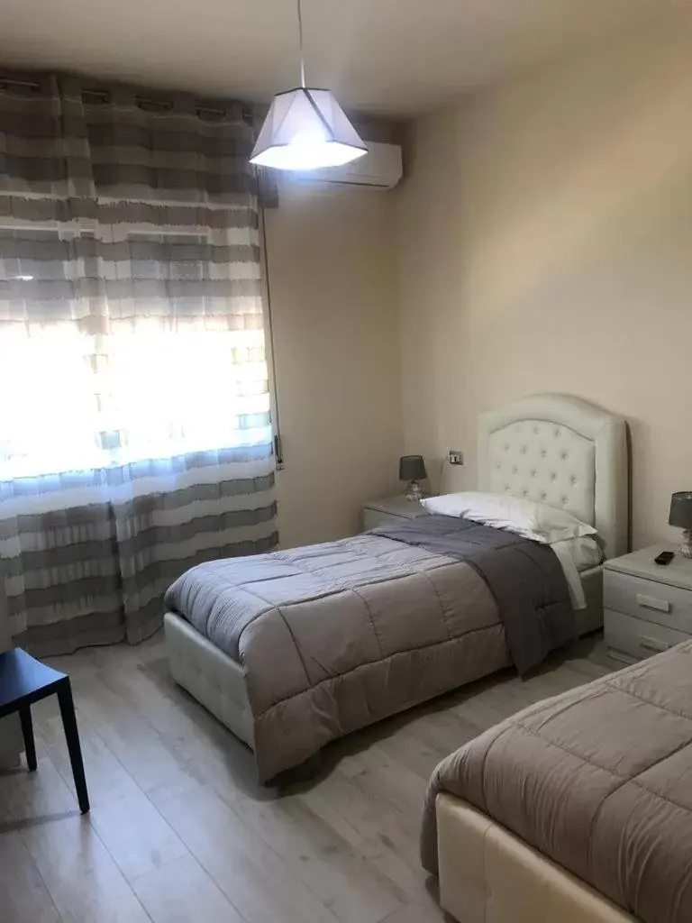 Twin Room with Private Bathroom - single occupancy in Da nonna Antonietta Twin Room with Private Bathroom - single occupancy in Da nonna Antonietta