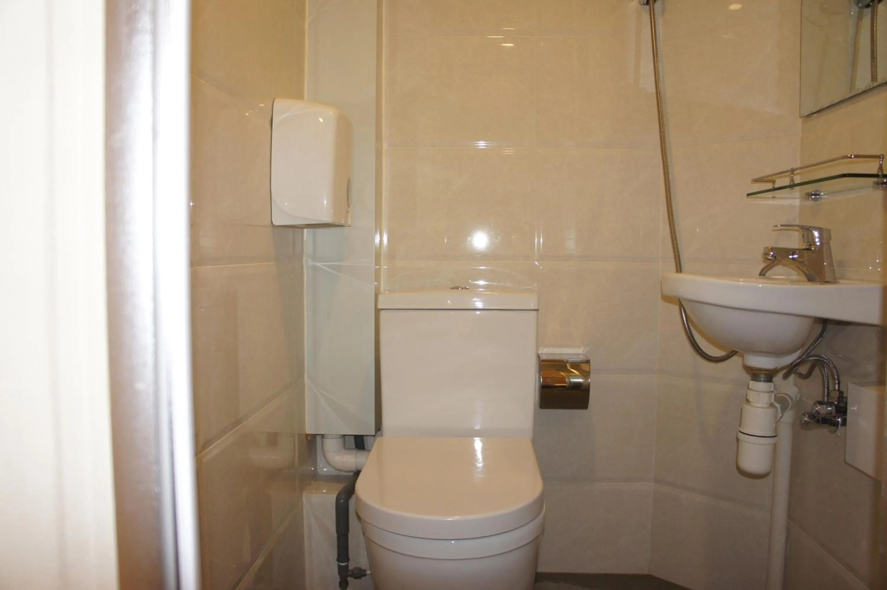 Bathroom in Homy Inn North Point