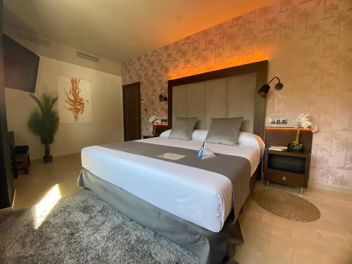 Bed in ON ALETA ROOM designed for adults