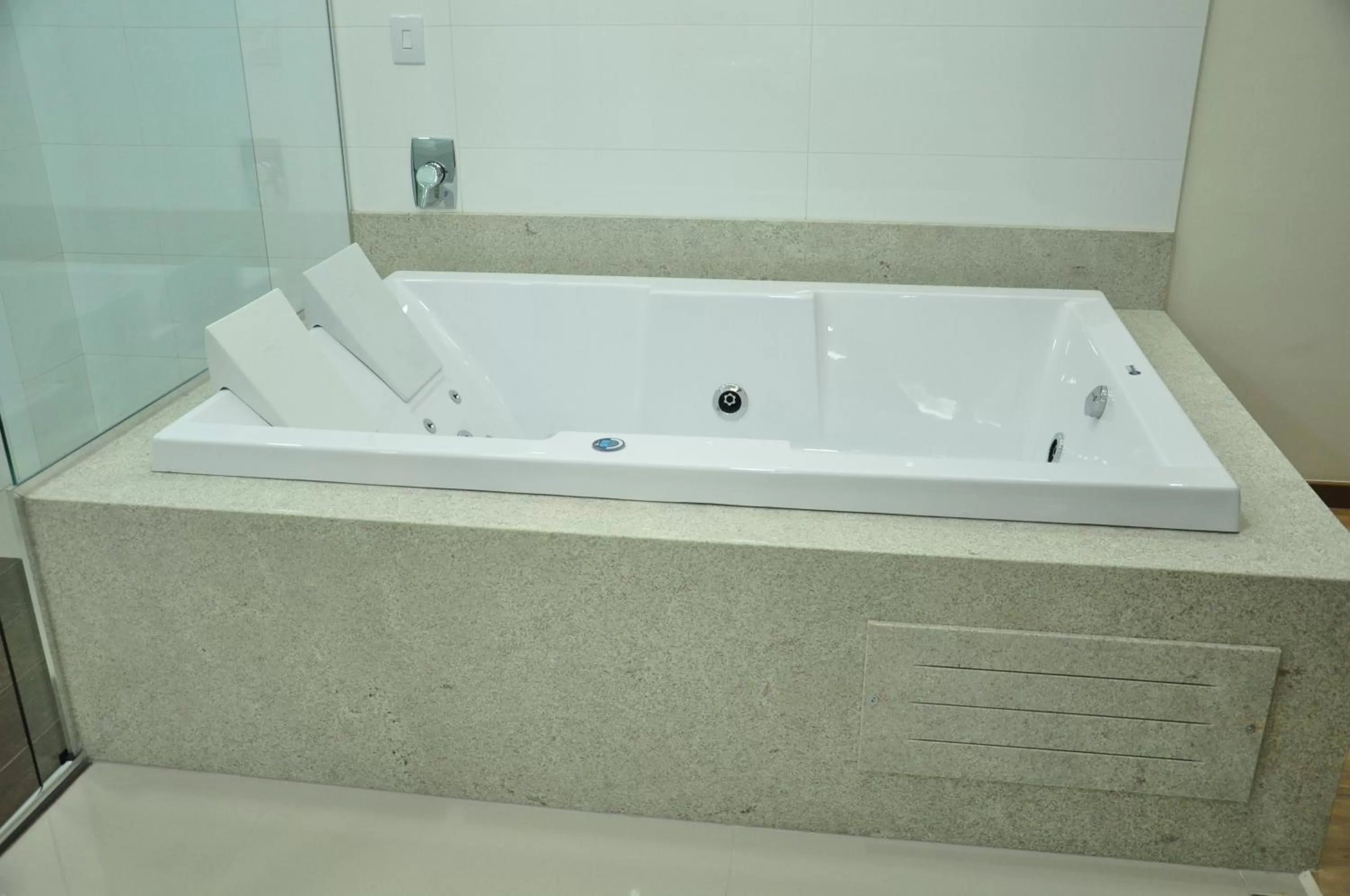 Bathroom in Hotel Mohave