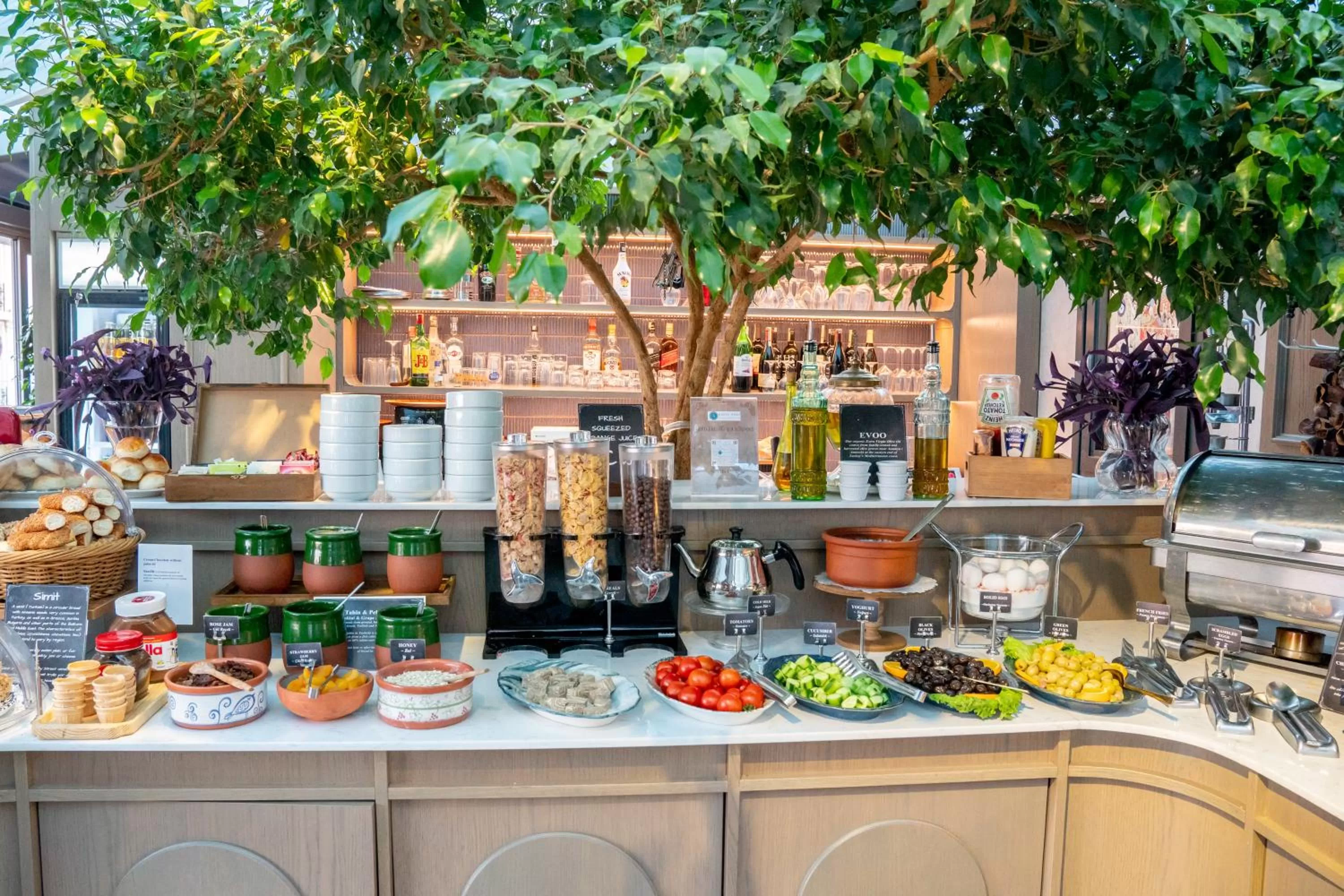 Breakfast in Hotel Niles Istanbul