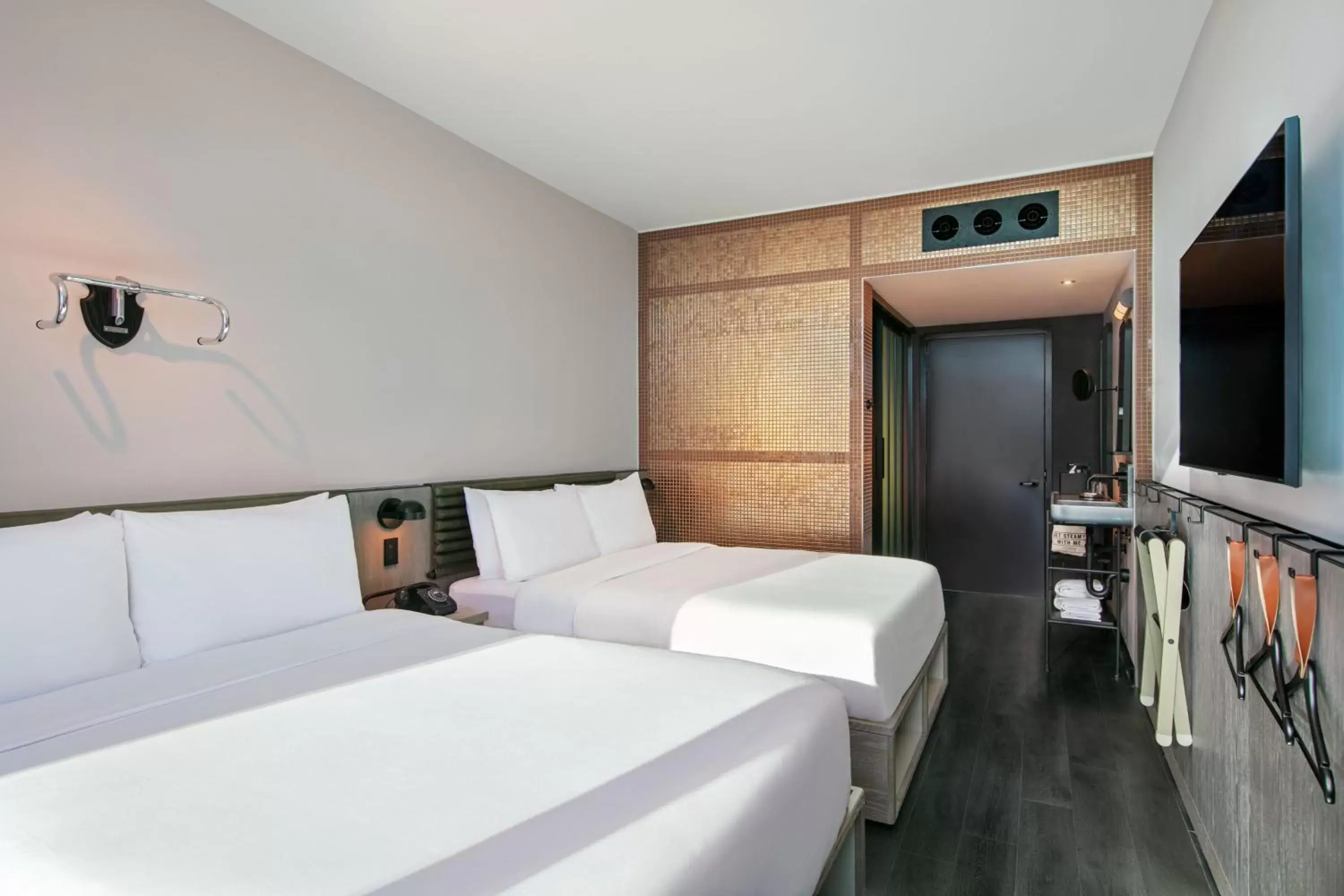 Photo of the whole room, Bed in Moxy Downtown Los Angeles