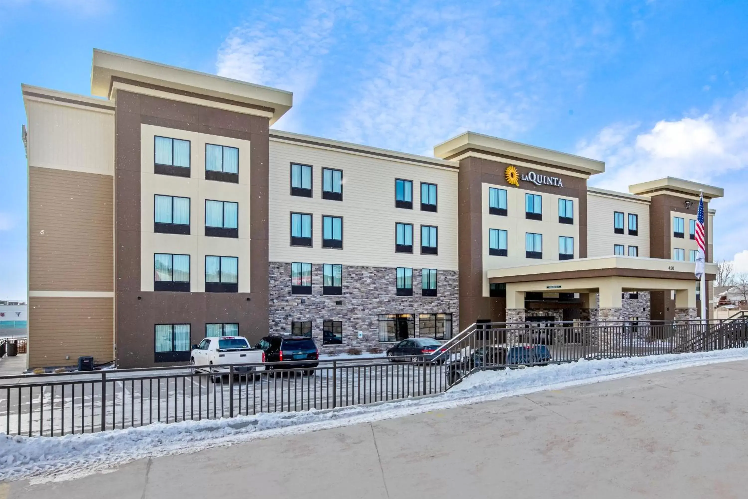 Facade/entrance, Property Building in La Quinta by Wyndham Gillette