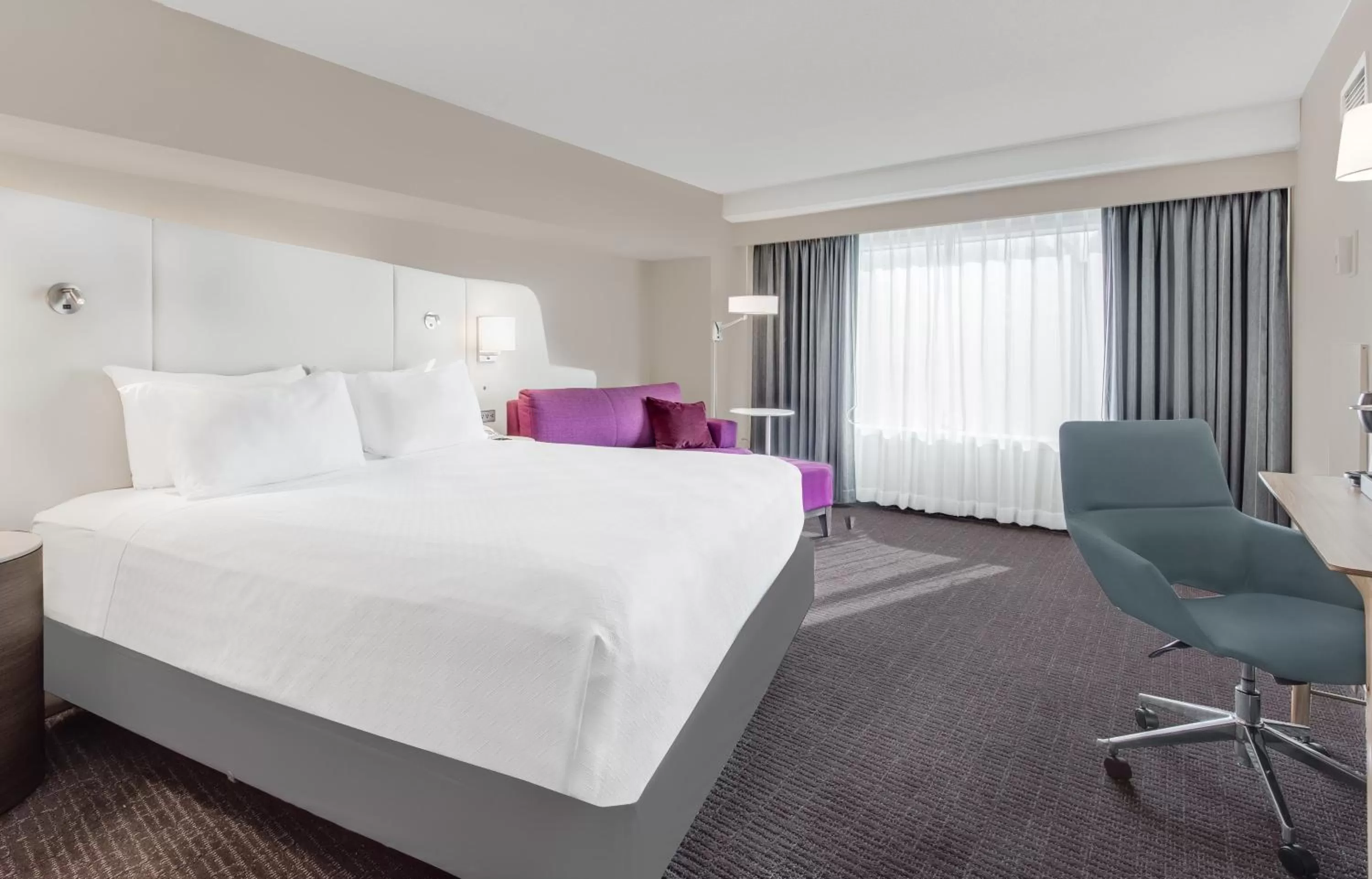 Photo of the whole room, Bed in Crowne Plaza Cleveland at Playhouse Square by IHG