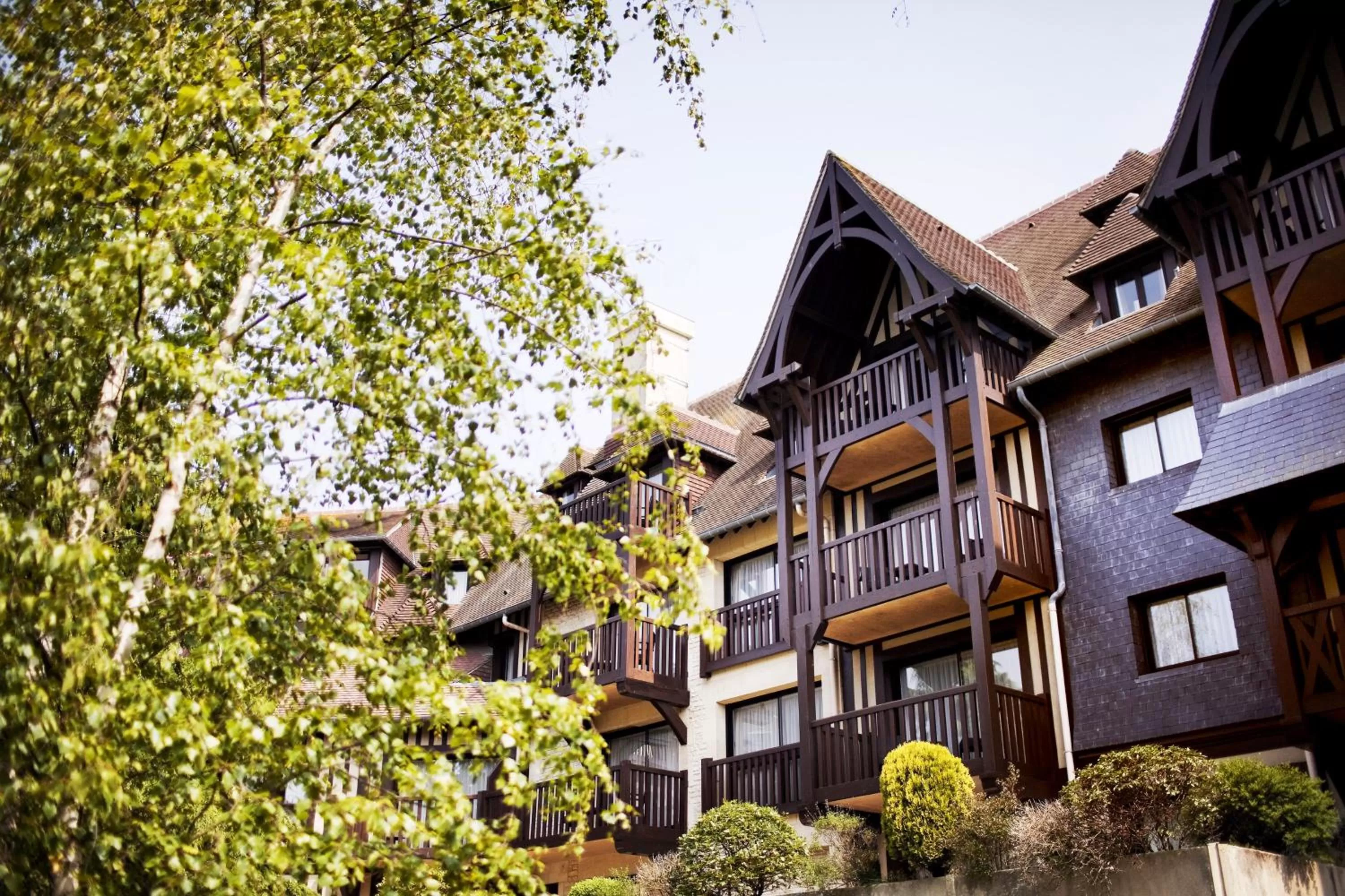Facade/entrance in Mercure Deauville Centre