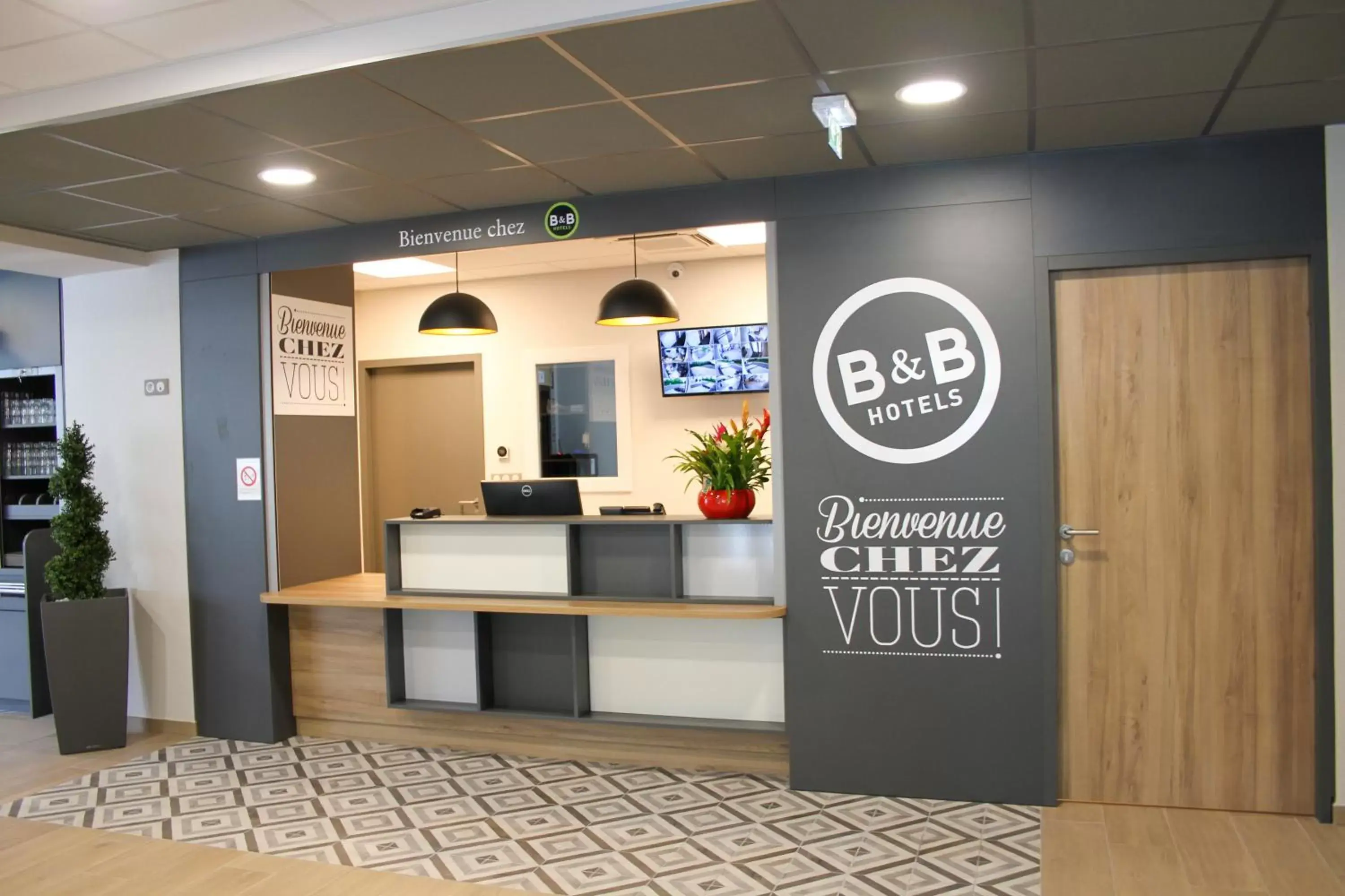 Lobby or reception, Lobby/Reception in B&B HOTEL Aix-les-Bains