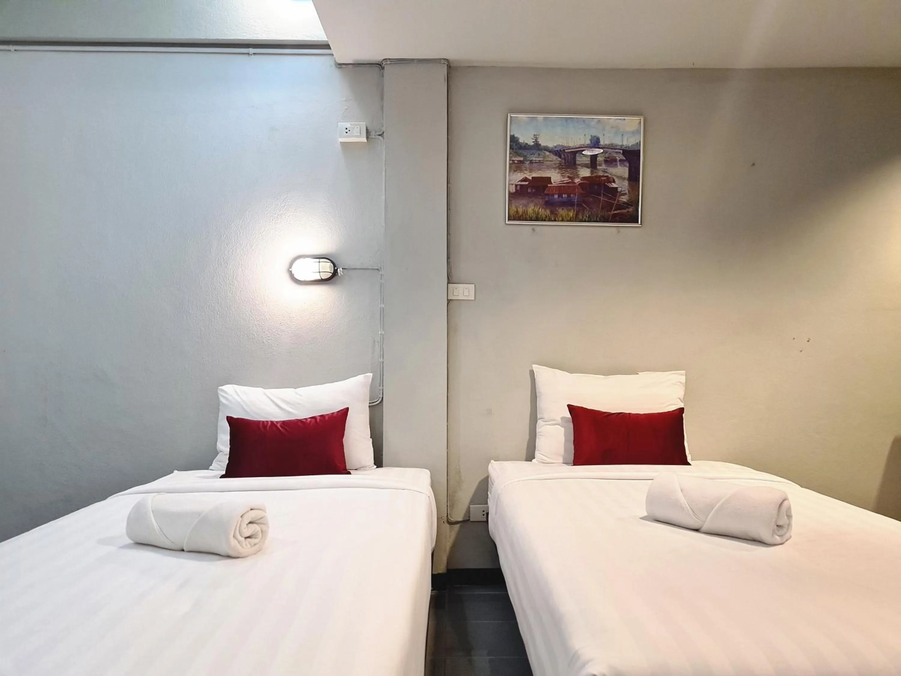 Bed in The 8 Factory Hotel Phitsanulok