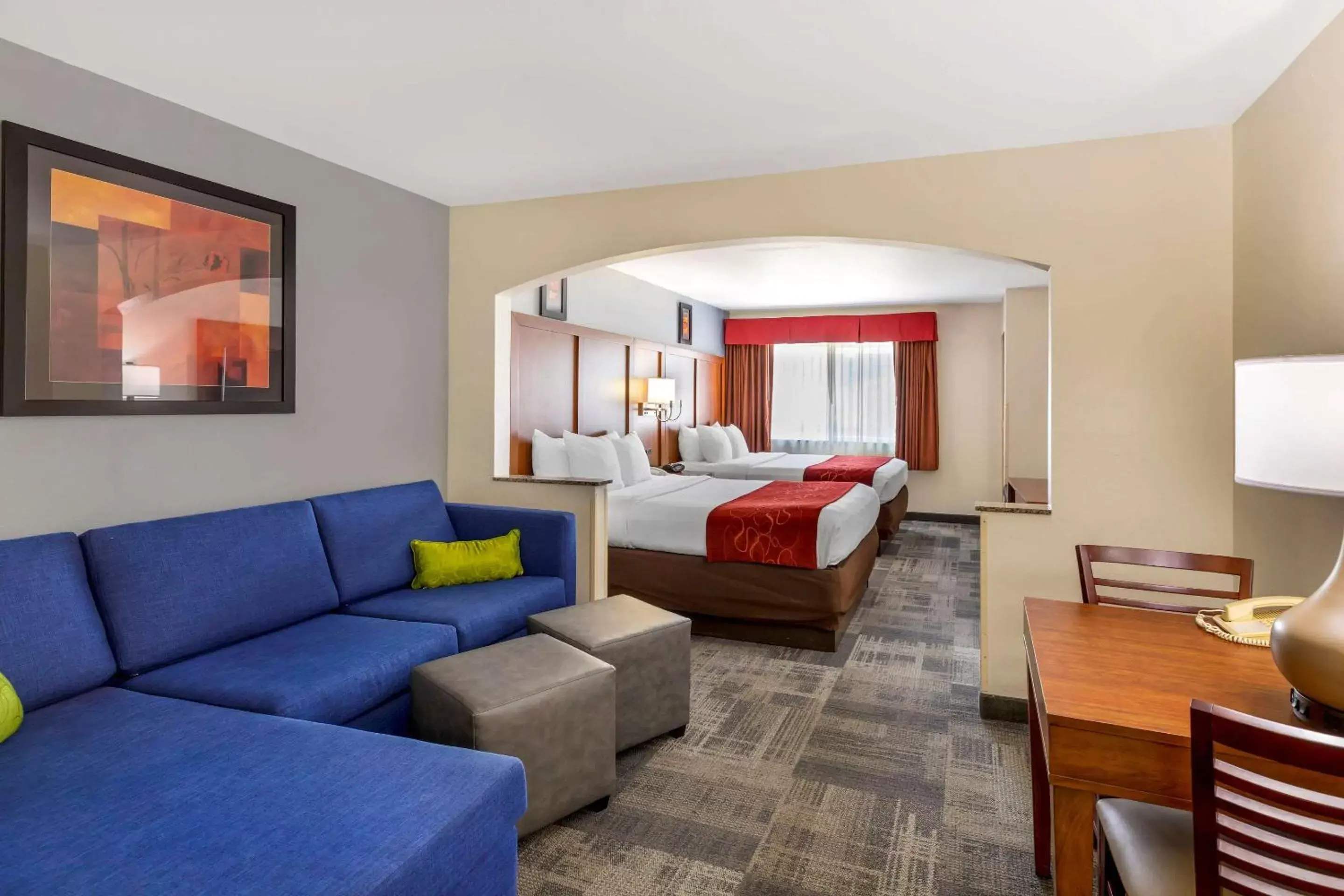 Photo of the whole room in Comfort Suites Denver Tech Center/Englewood