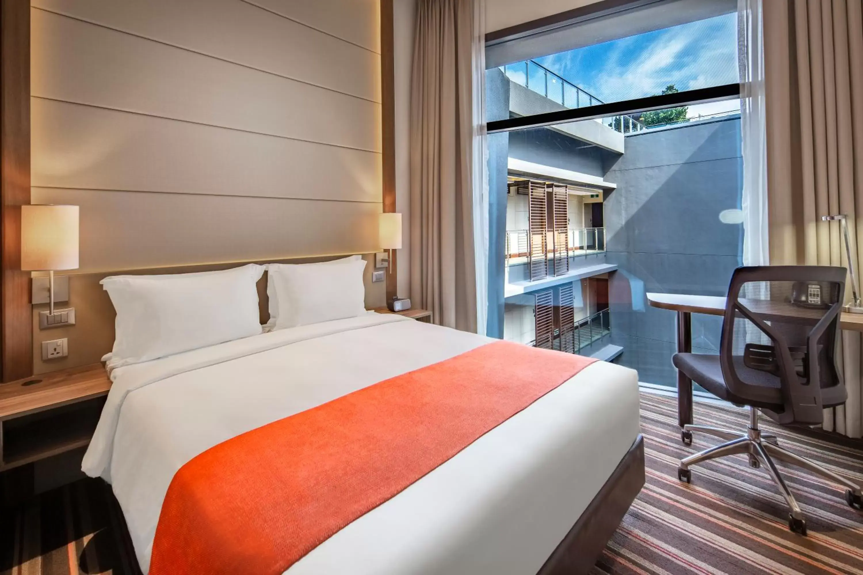 Bed in Holiday Inn Express Singapore Clarke Quay by IHG Bed in Holiday Inn Express Singapore Clarke Quay by IHG