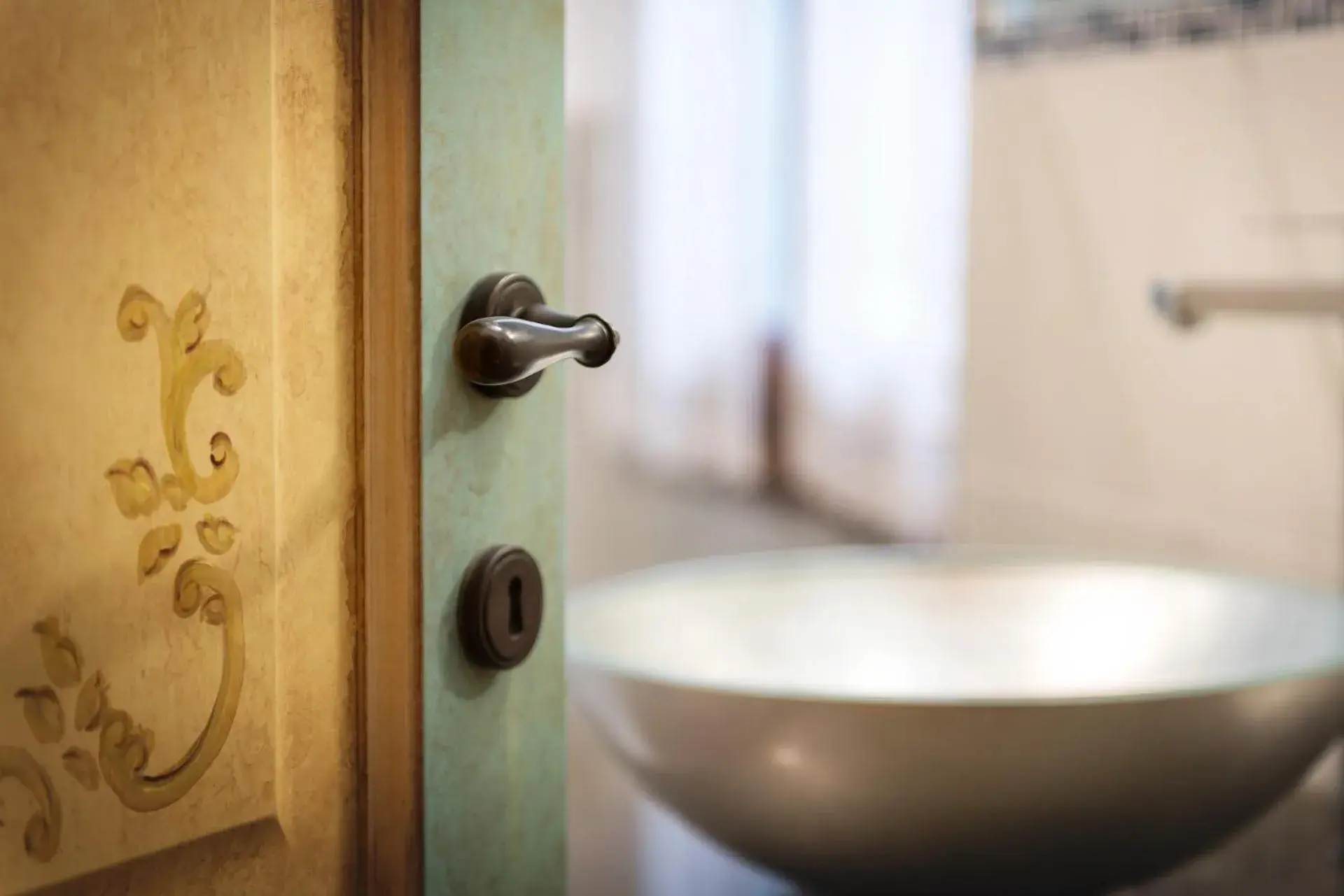Decorative detail, Bathroom in Residenza Conte di Cavour & Rooftop