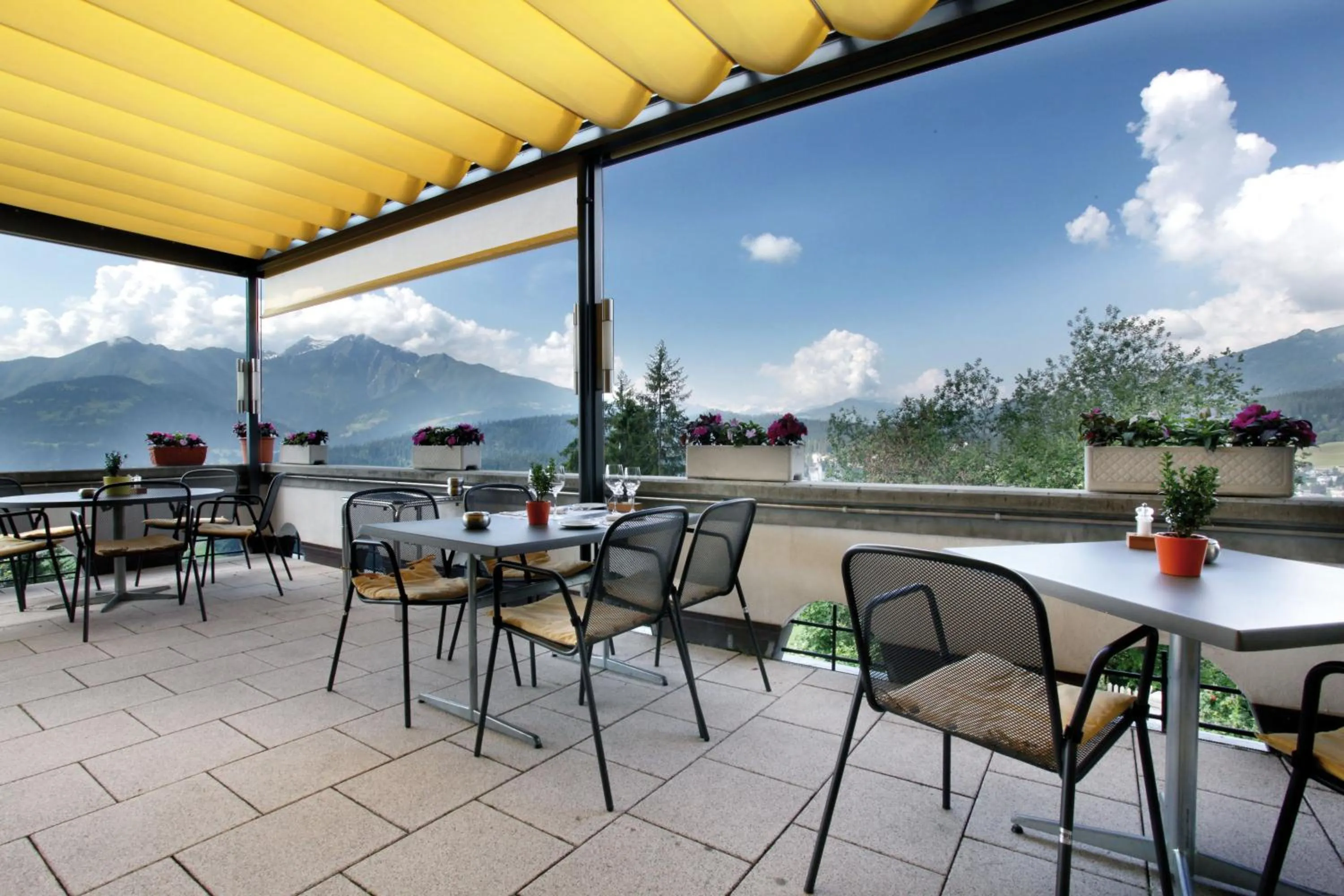 Restaurant/places to eat in FidazerHof