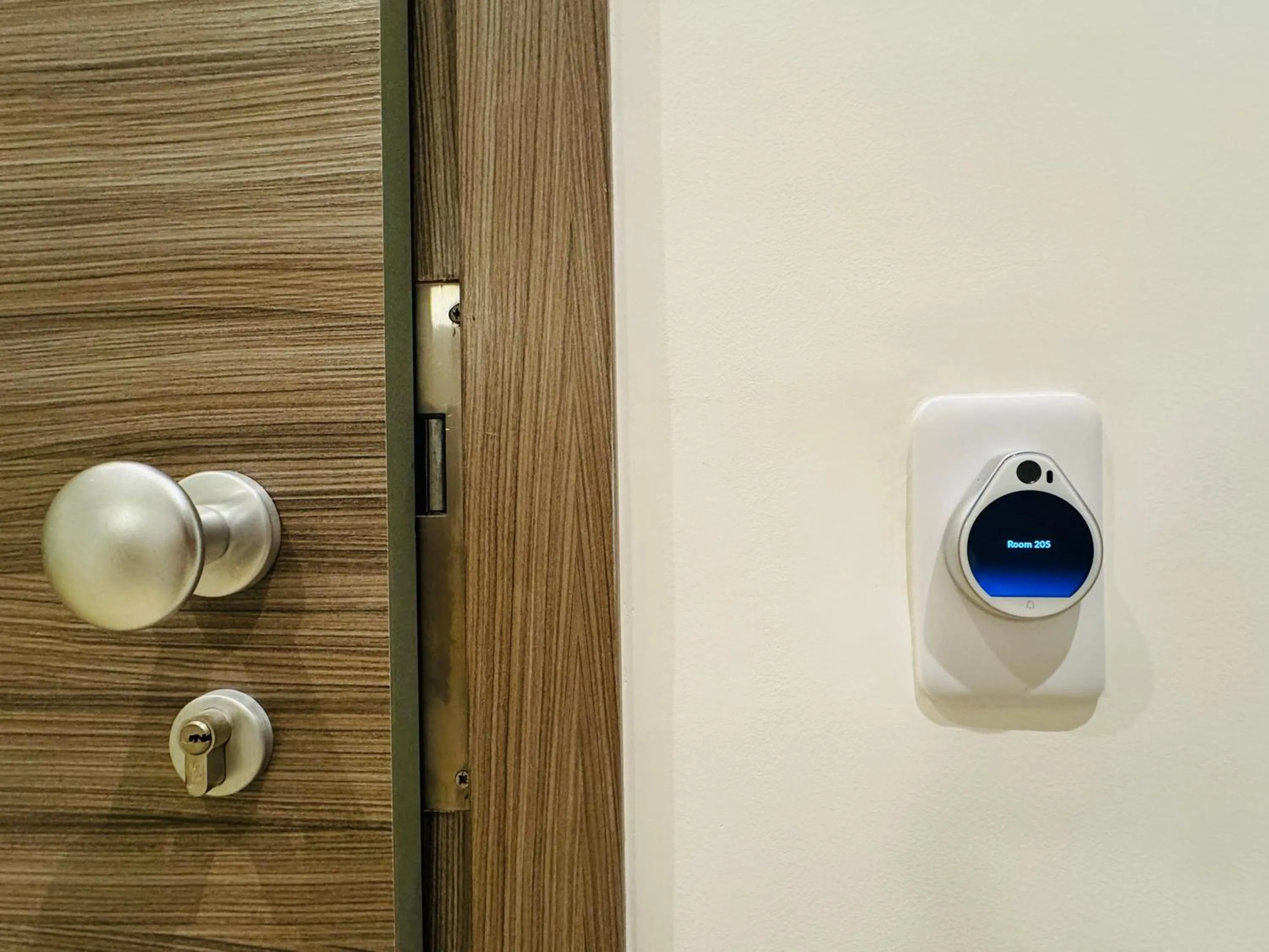 Facade/entrance in Hostel Mancini Naples