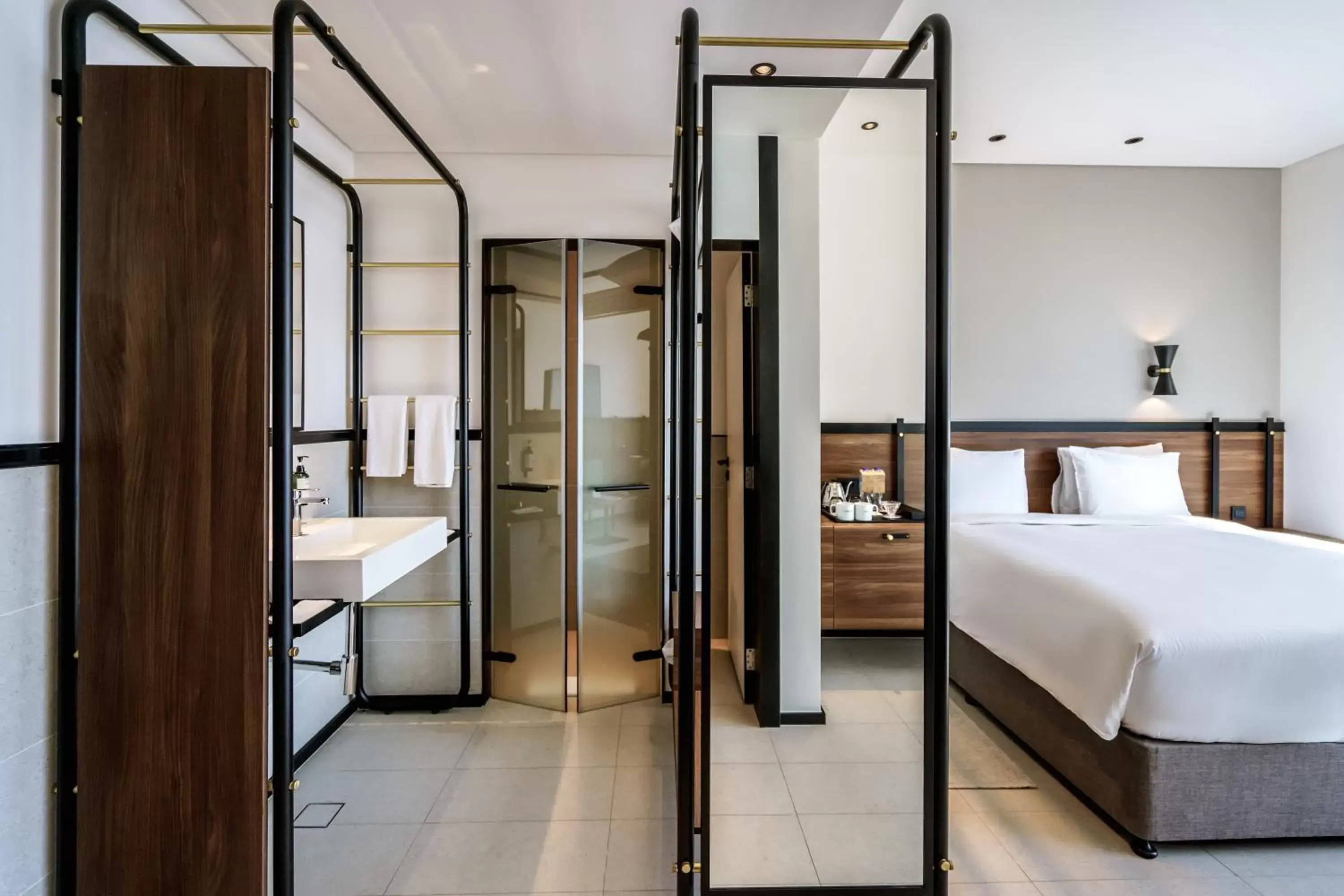 Bedroom, Bathroom in FORM Hotel Dubai, a Member of Design Hotels