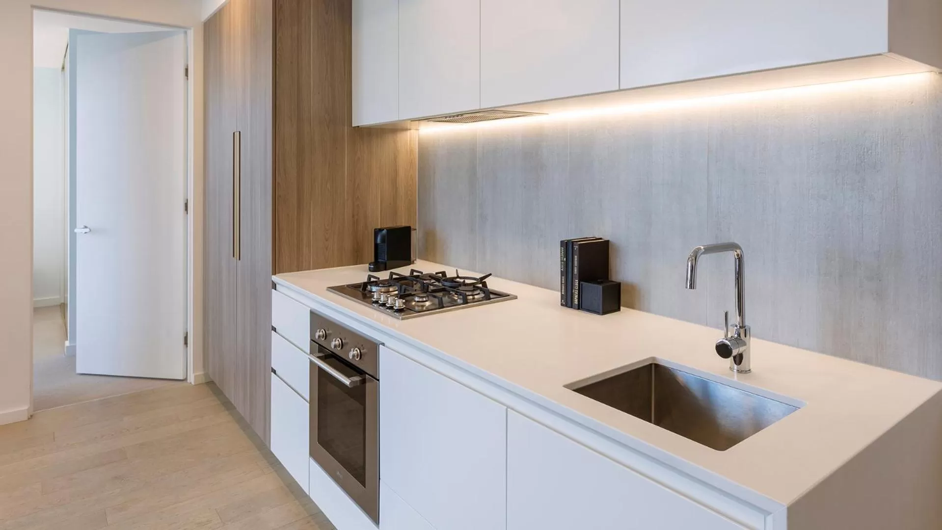 Coffee/tea facilities in Avani Melbourne Central Residences