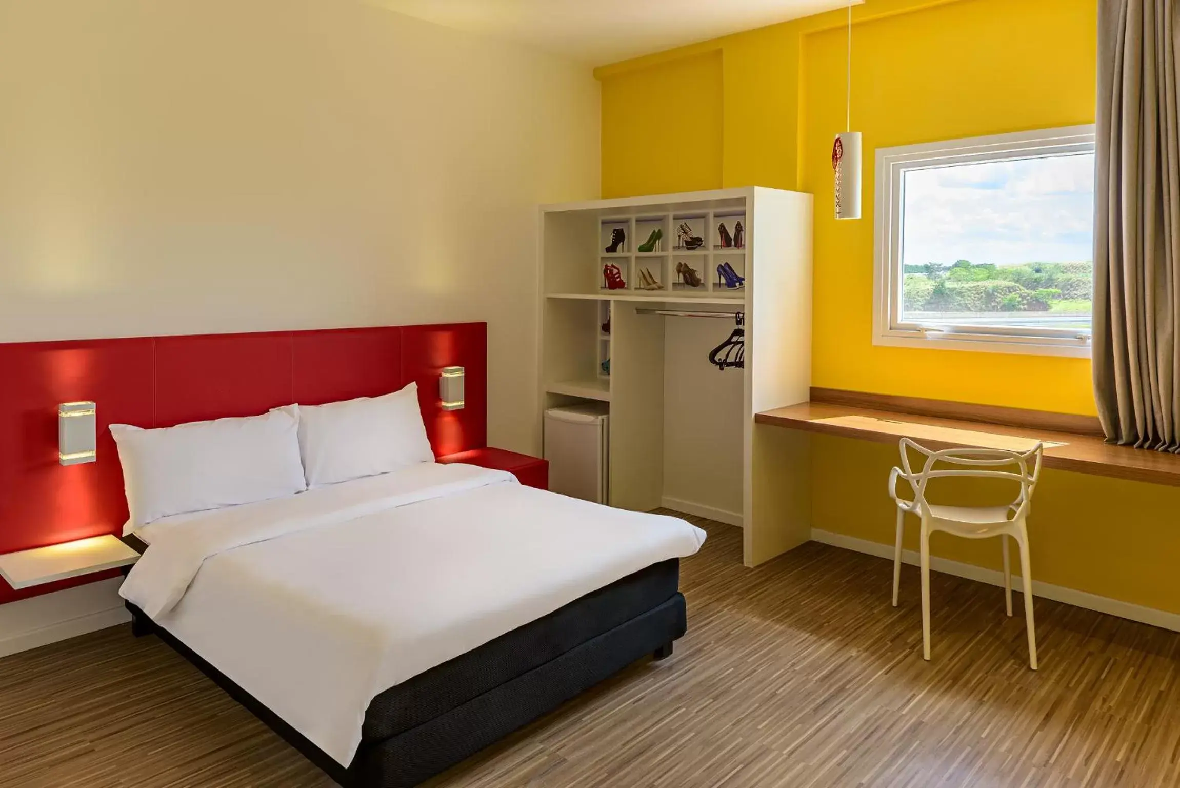 Photo of the whole room, Bed in ibis Styles Birigui