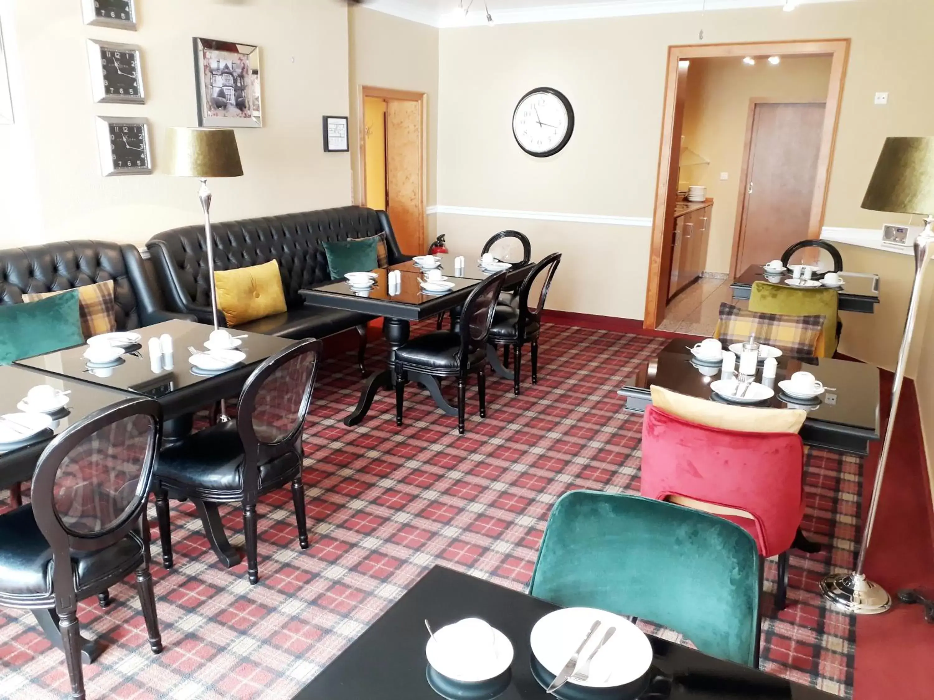 Breakfast, Restaurant/Places to Eat in Hotel Sir & Lady Astor