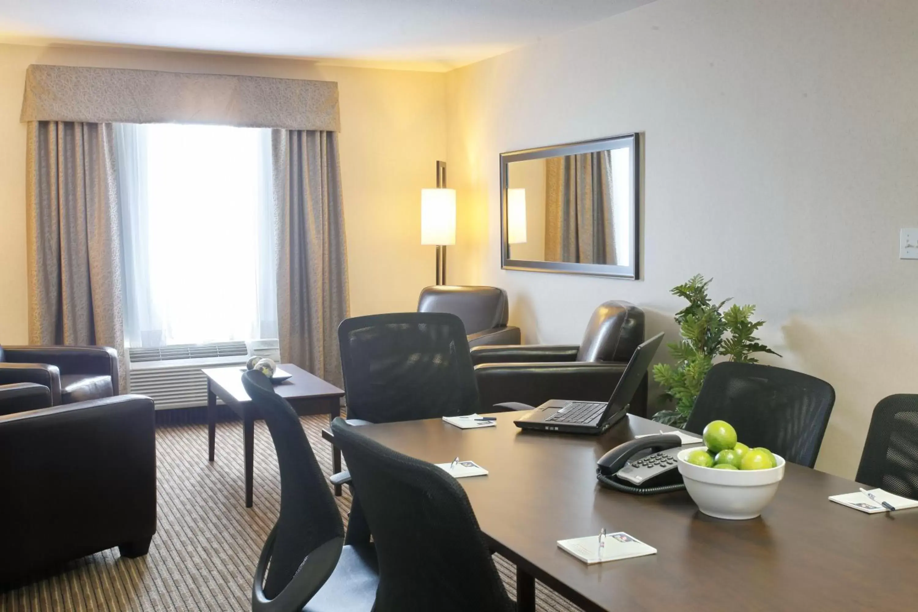 Meeting/conference room, Seating Area in Vegreville Suites