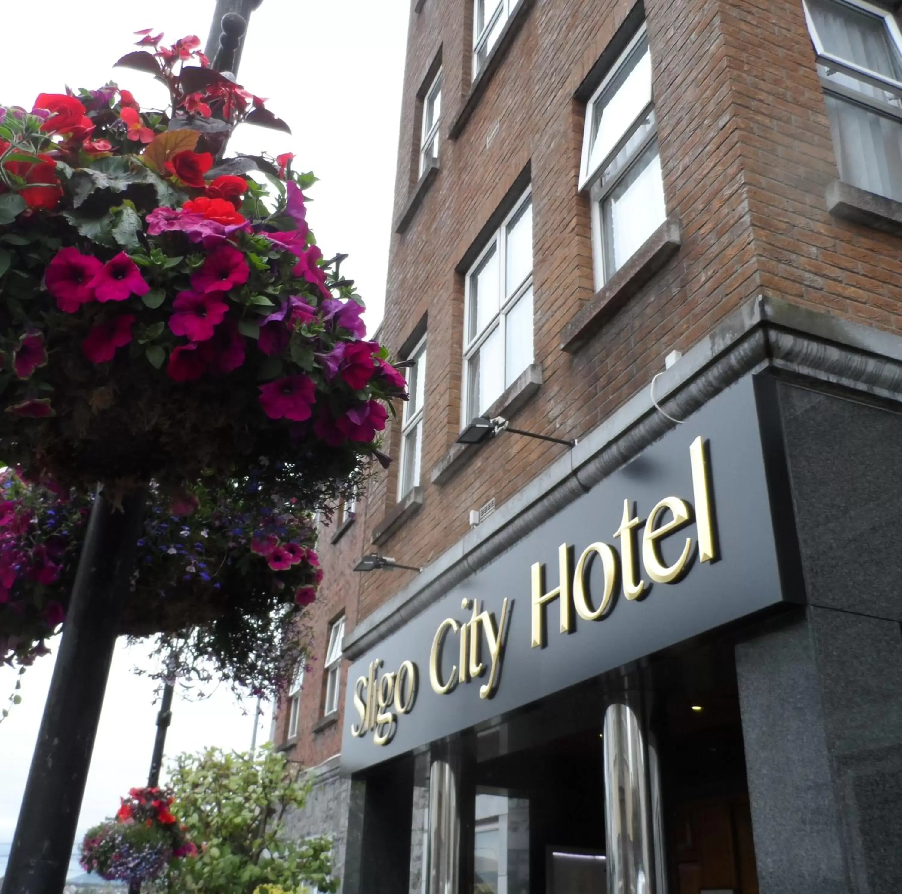 Facade/entrance in Sligo City Hotel