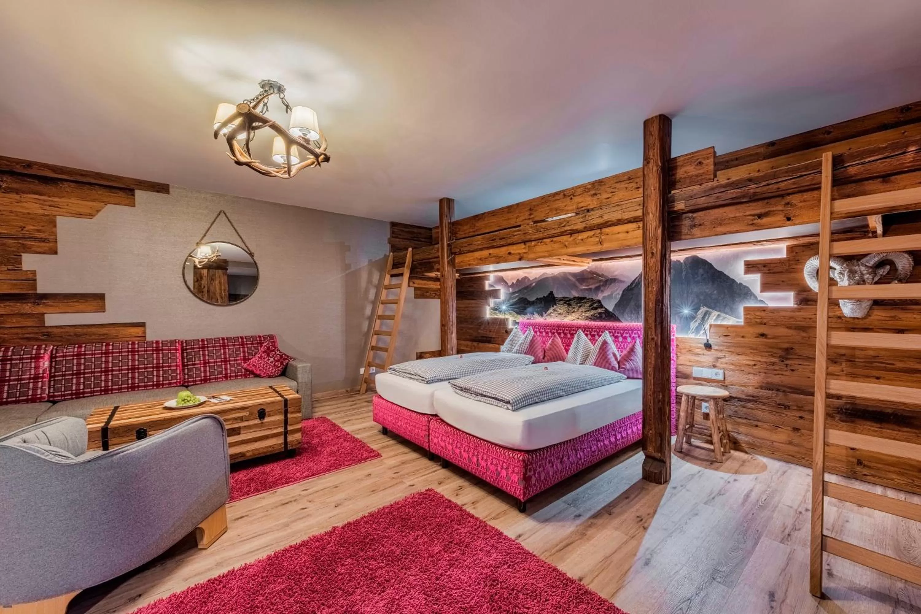 Photo of the whole room, Bed in Hotel Schäfflerwirt