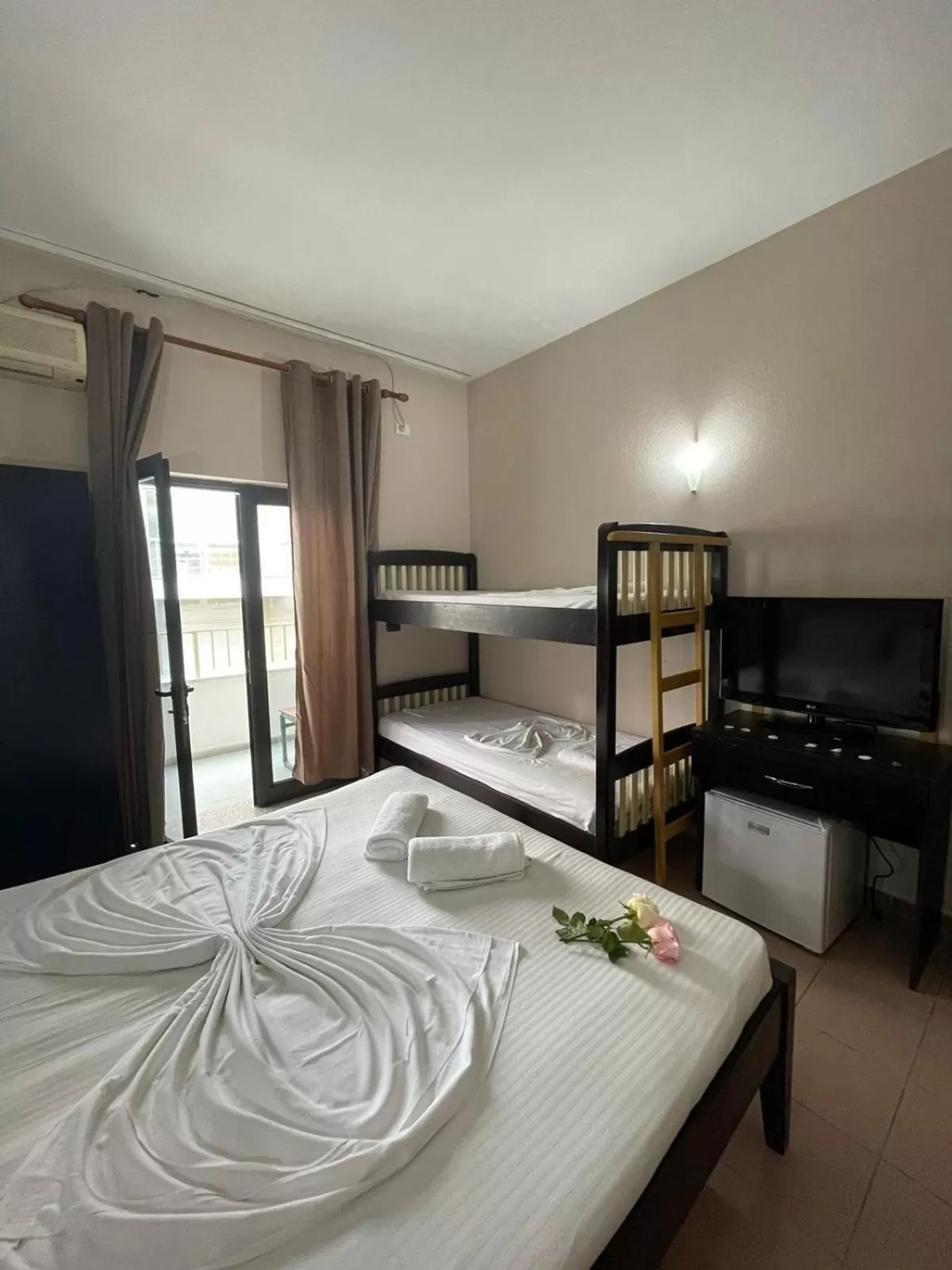 Photo of the whole room, Bunk Bed in Seashell Beach Rooms