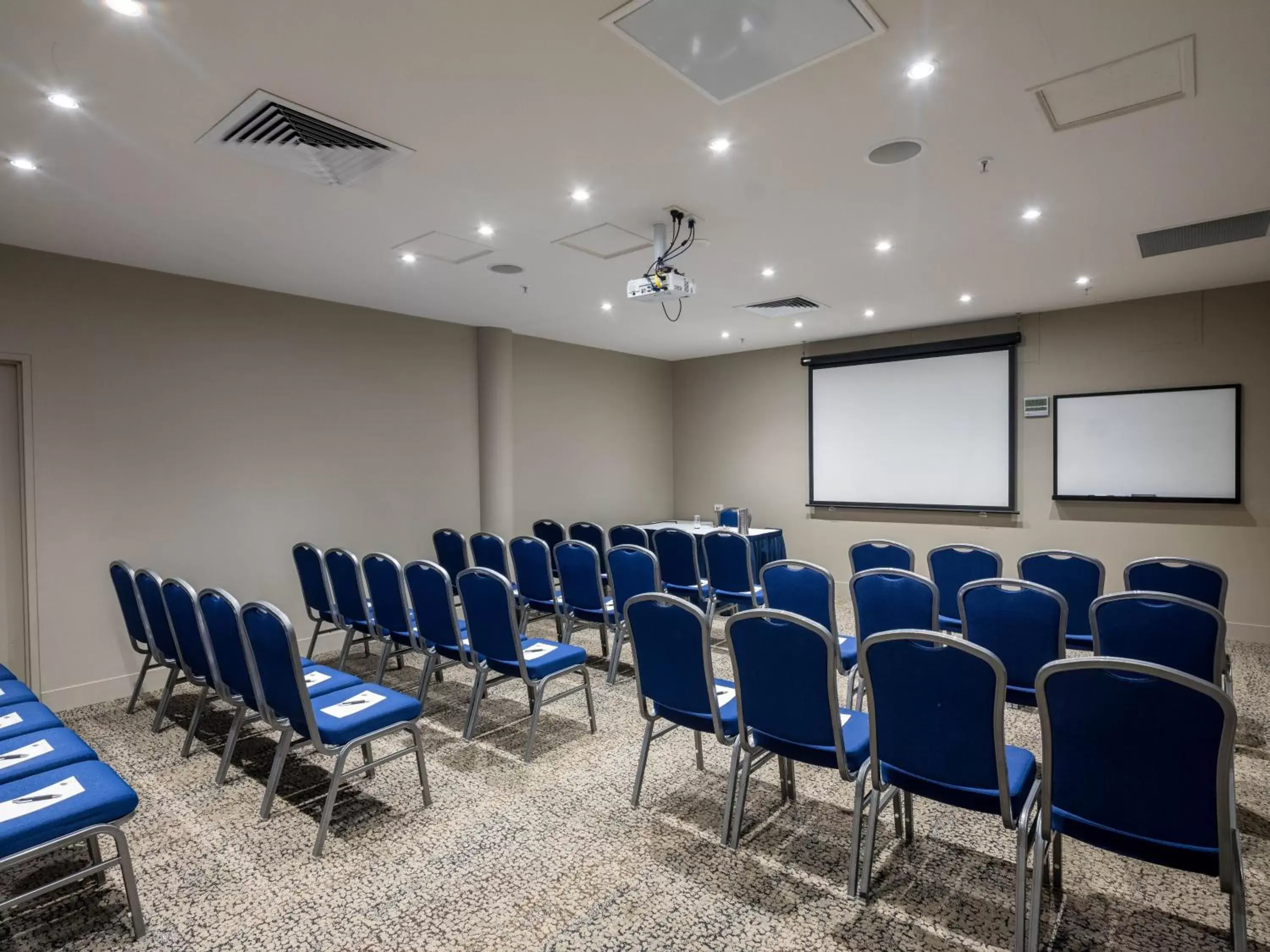 Business facilities in The Old Woolstore Apartment Hotel