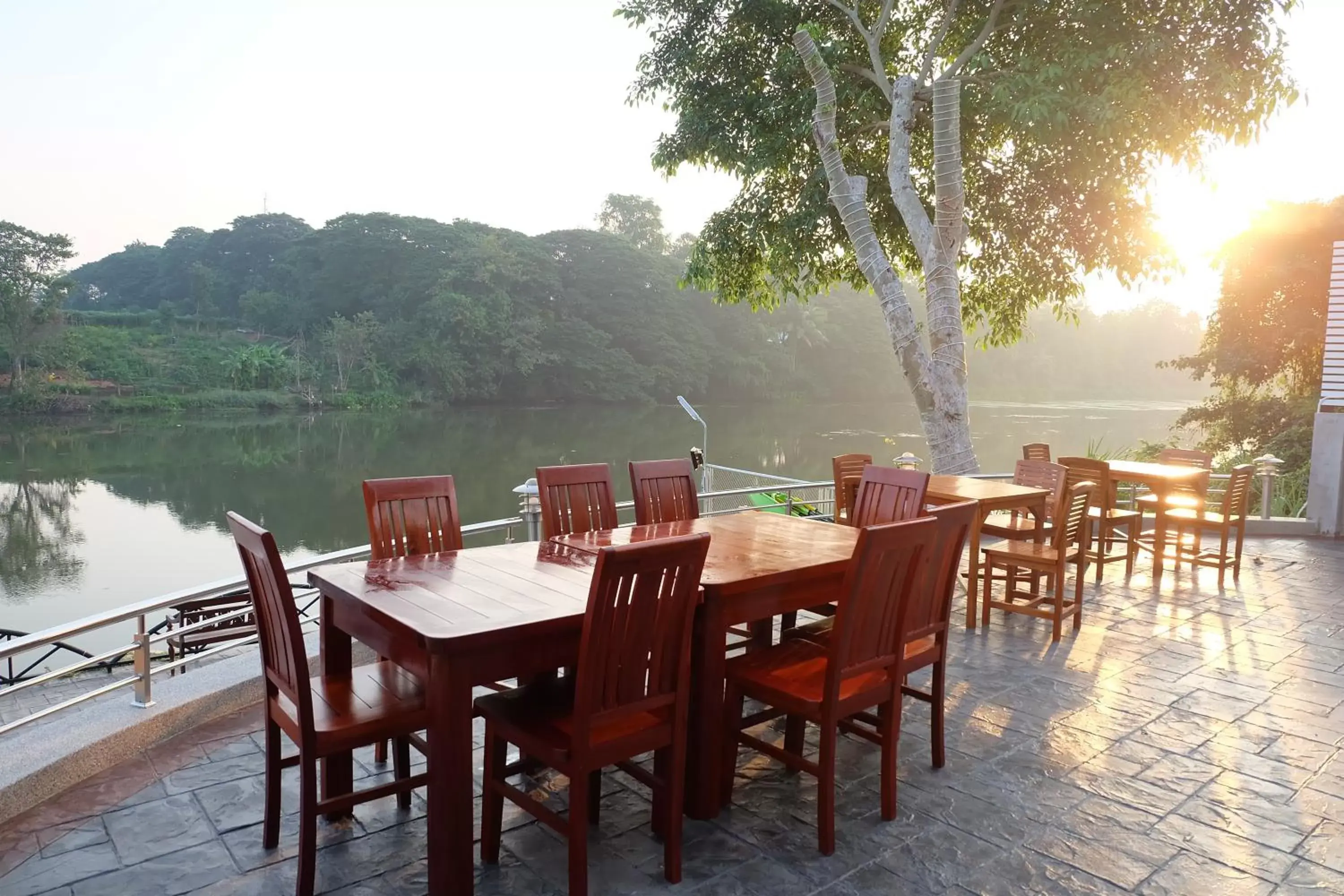 Property building, Restaurant/Places to Eat in Princess River Kwai Hotel