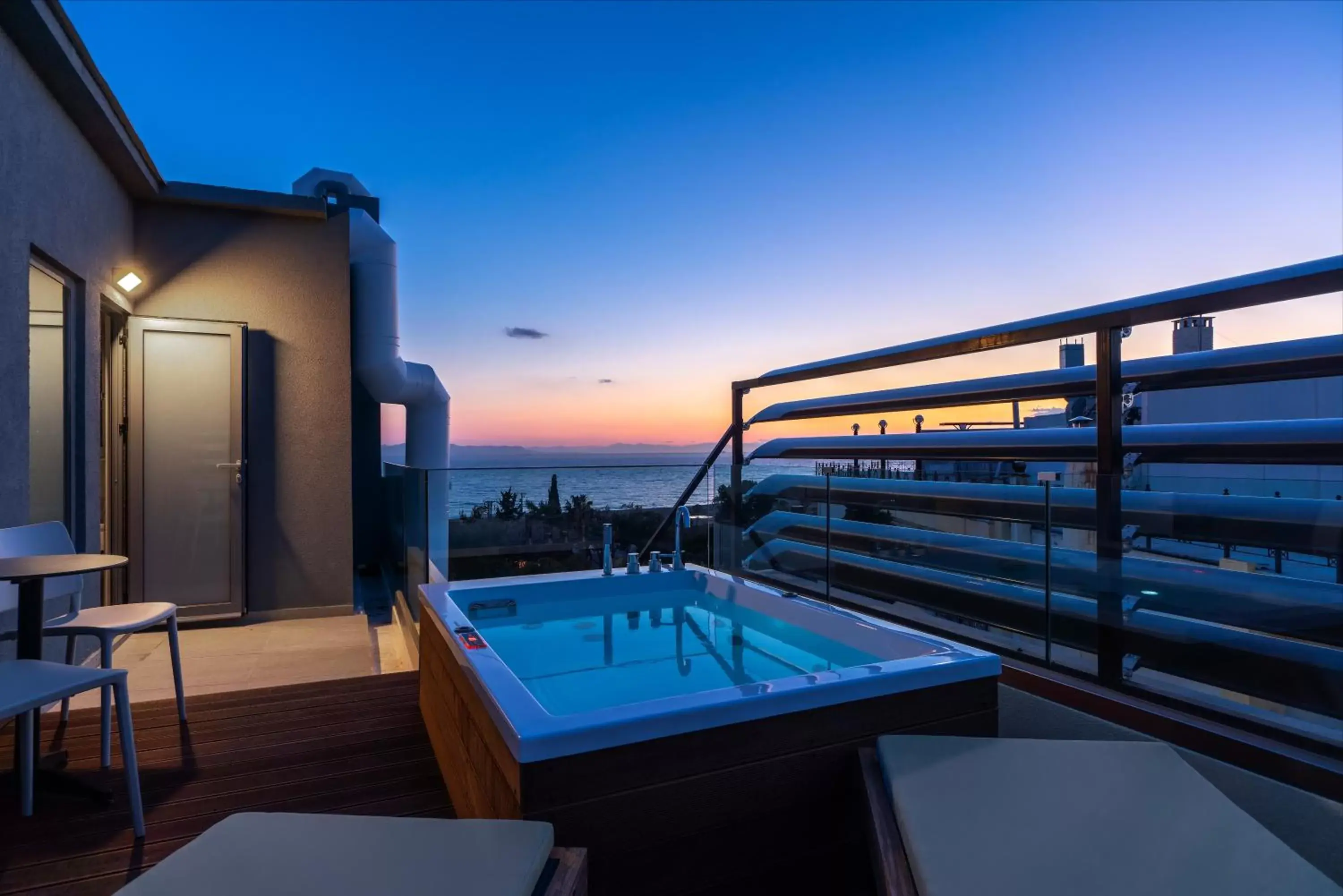 Sea view, Swimming Pool in Glyfada Riviera Hotel