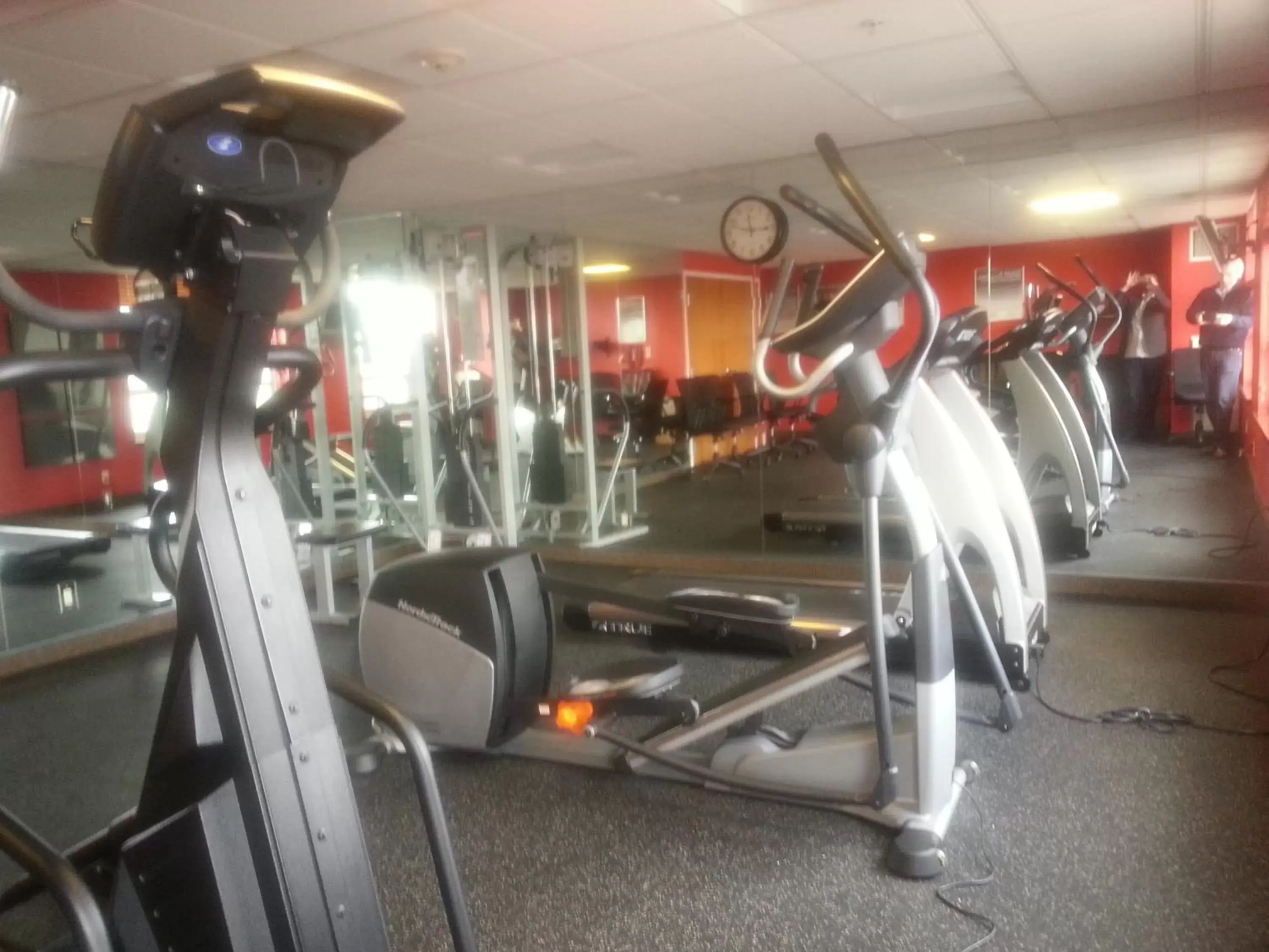Fitness centre/facilities, Fitness Center/Facilities in Hotel Executive Suites
