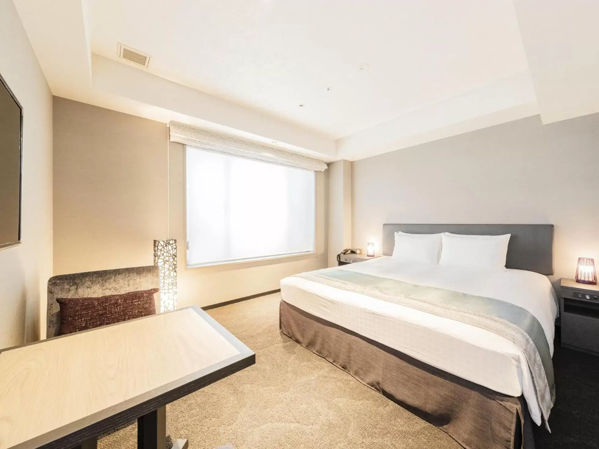 Photo of the whole room, Bed in Tokyu Stay Kyoto Sanjo-Karasuma