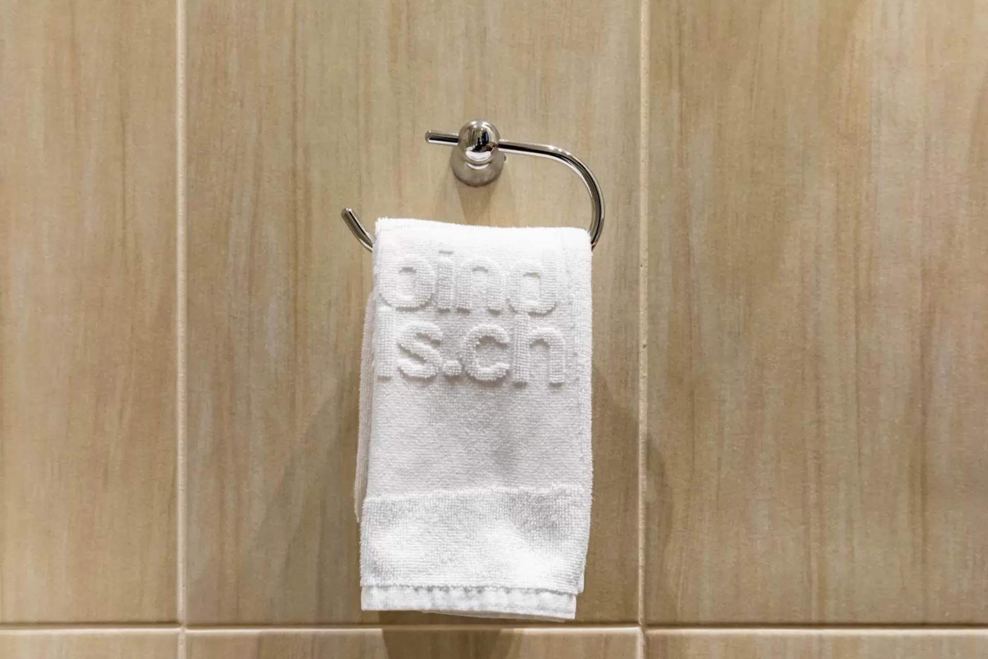 Bathroom in Hotel Strasbourg