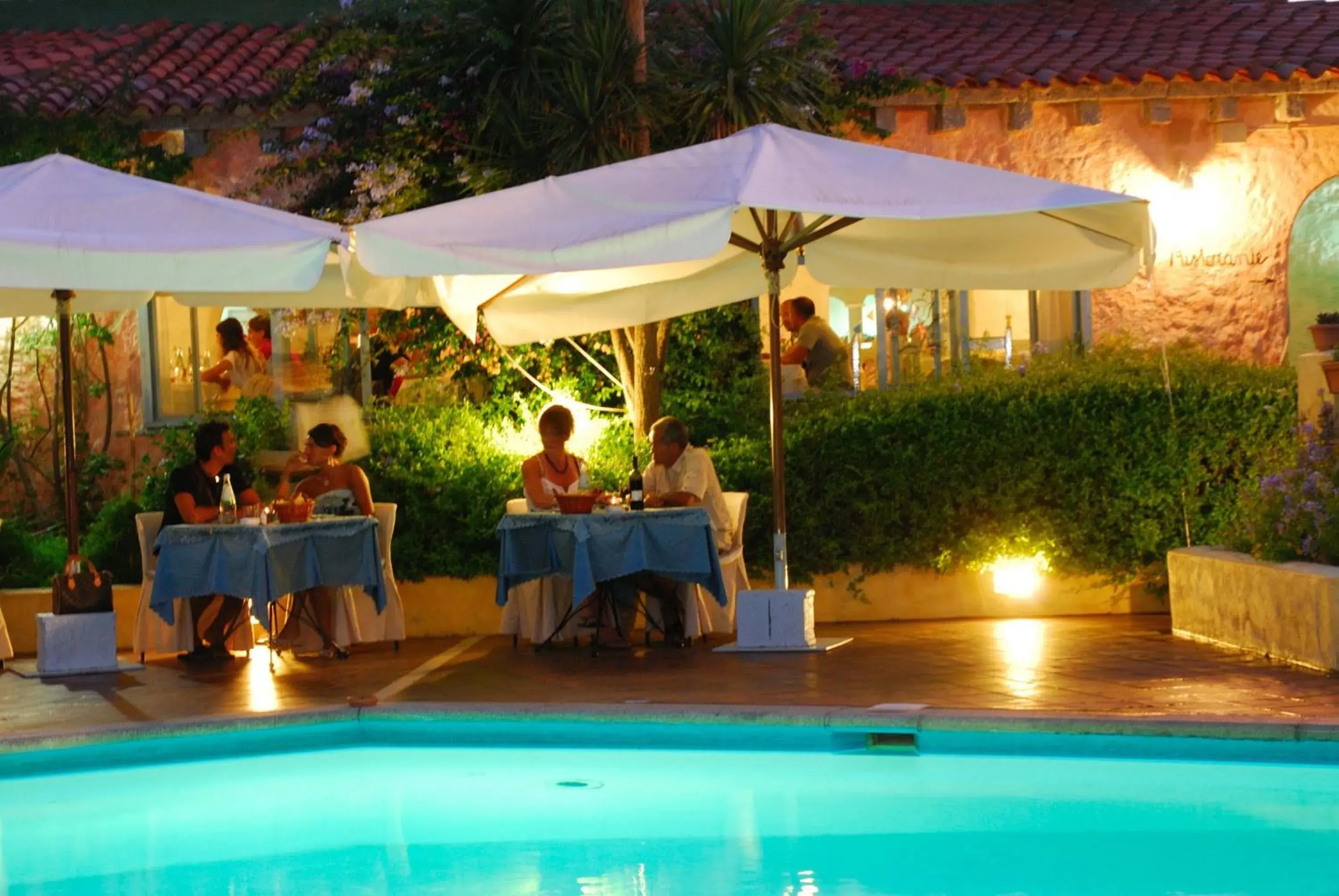Restaurant/places to eat, Swimming Pool in Hotel Stefania Boutique Hotel by the Beach