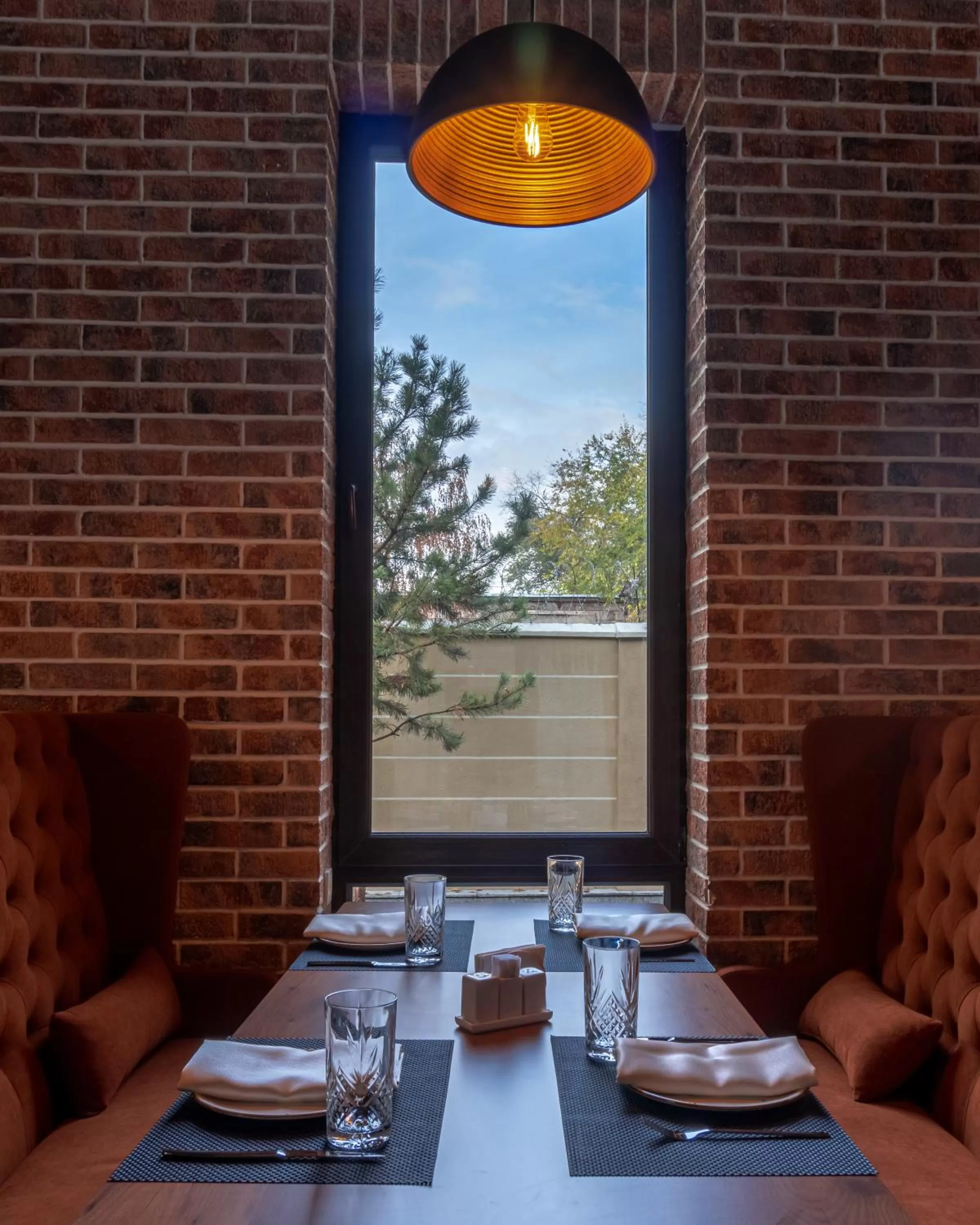 Restaurant/Places to Eat in Resident Hotel Kazybek Bi