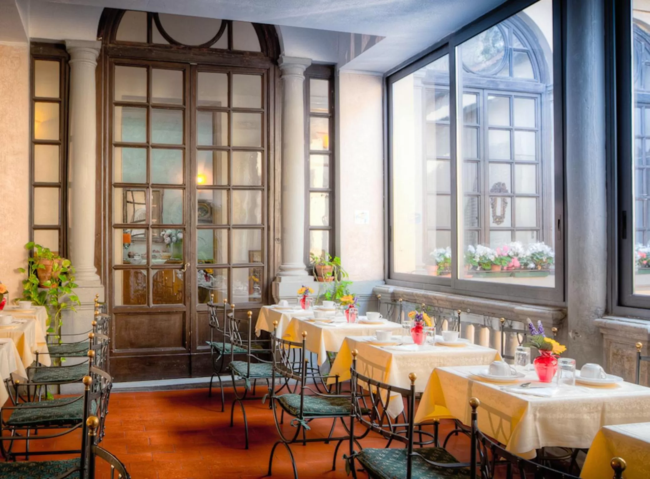 Restaurant/places to eat in Hotel Torre Guelfa Palazzo Acciaiuoli