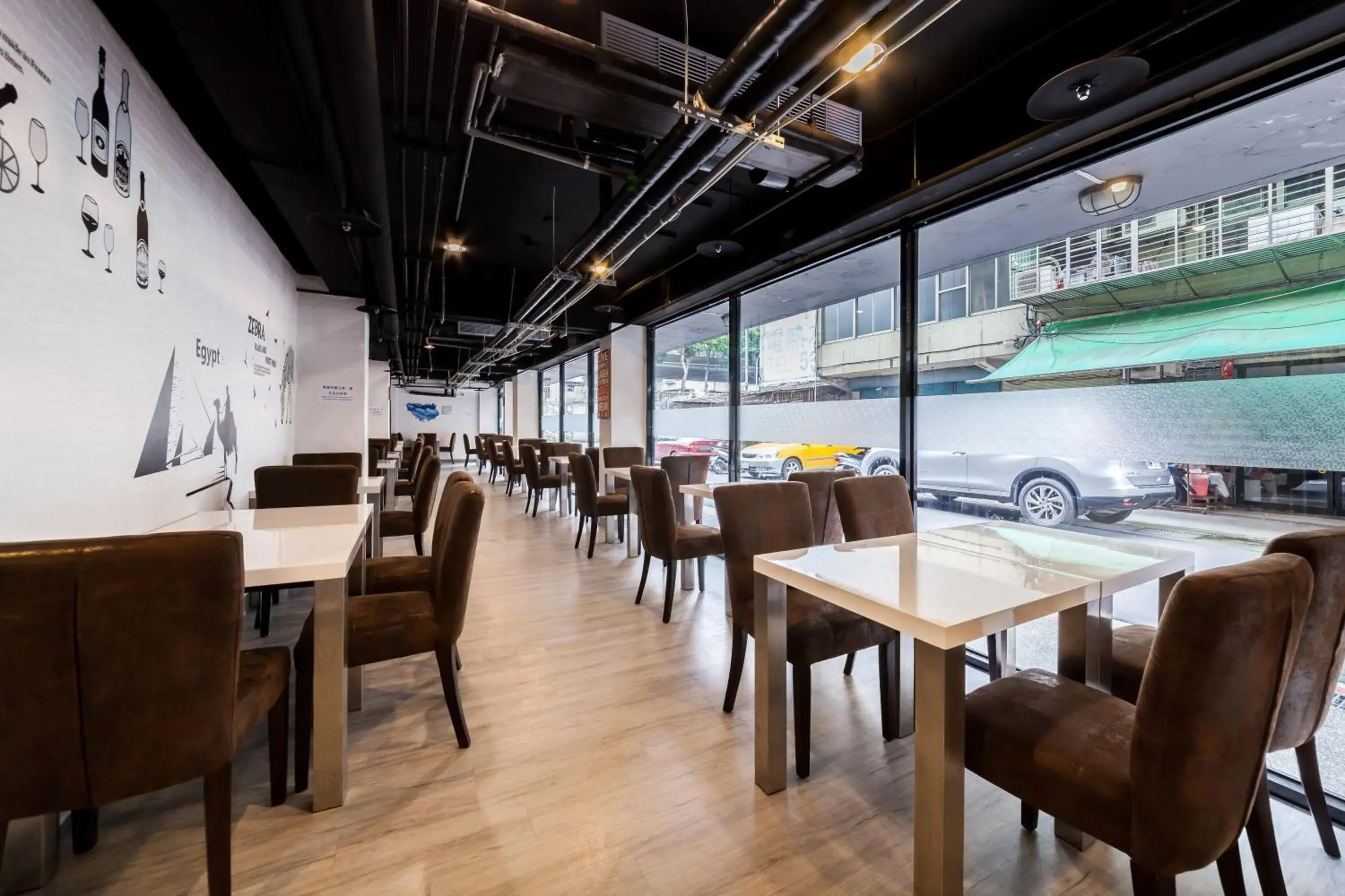 Restaurant/places to eat in Hotel Fun - Linsen Restaurant/places to eat in Hotel Fun - Linsen