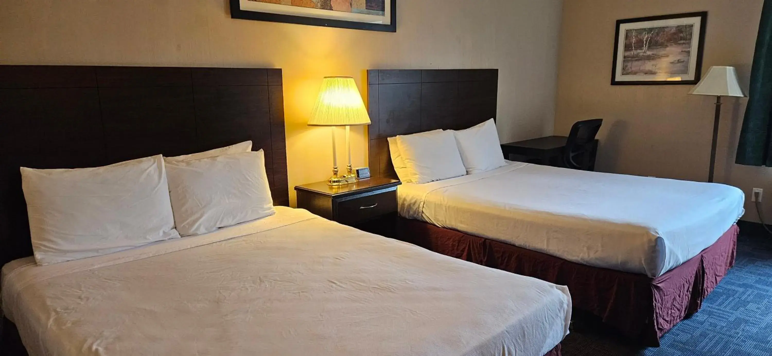 Bedroom, Bed in Bellis Inn Bedroom, Bed in Bellis Inn