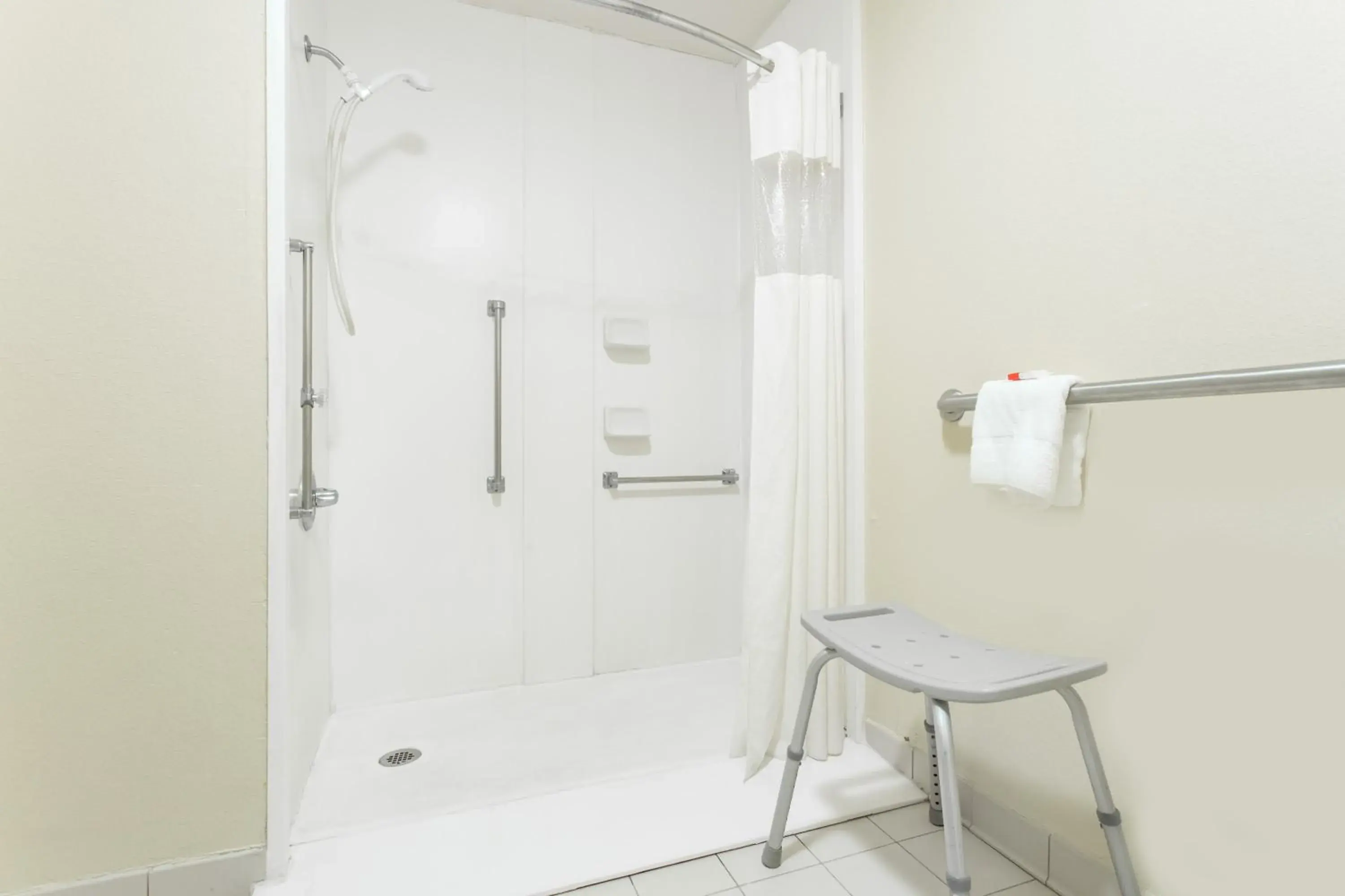 Shower, Bathroom in Days Inn by Wyndham Norfolk Airport