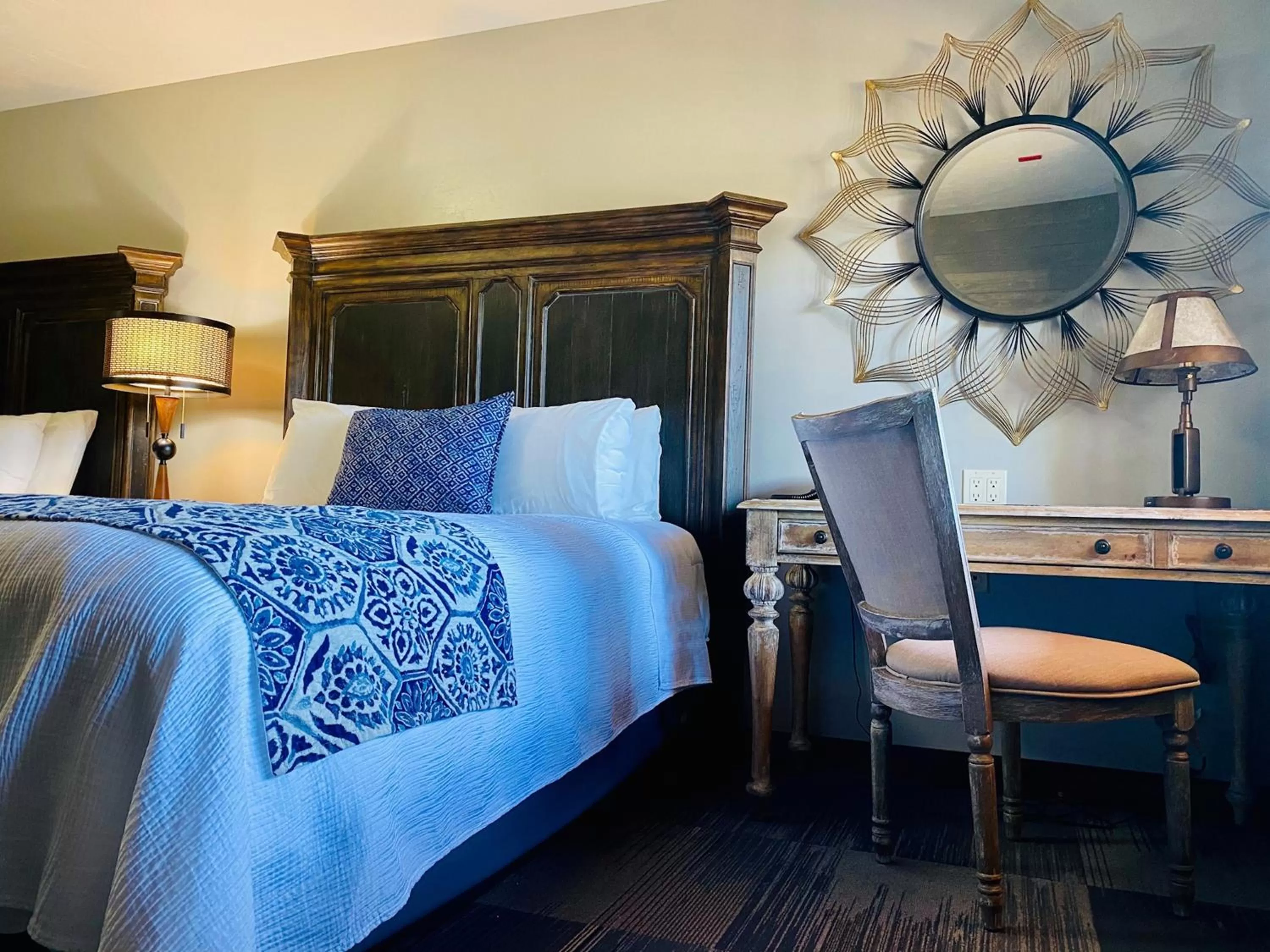 Bed in Desert Rose Resort & Cabins